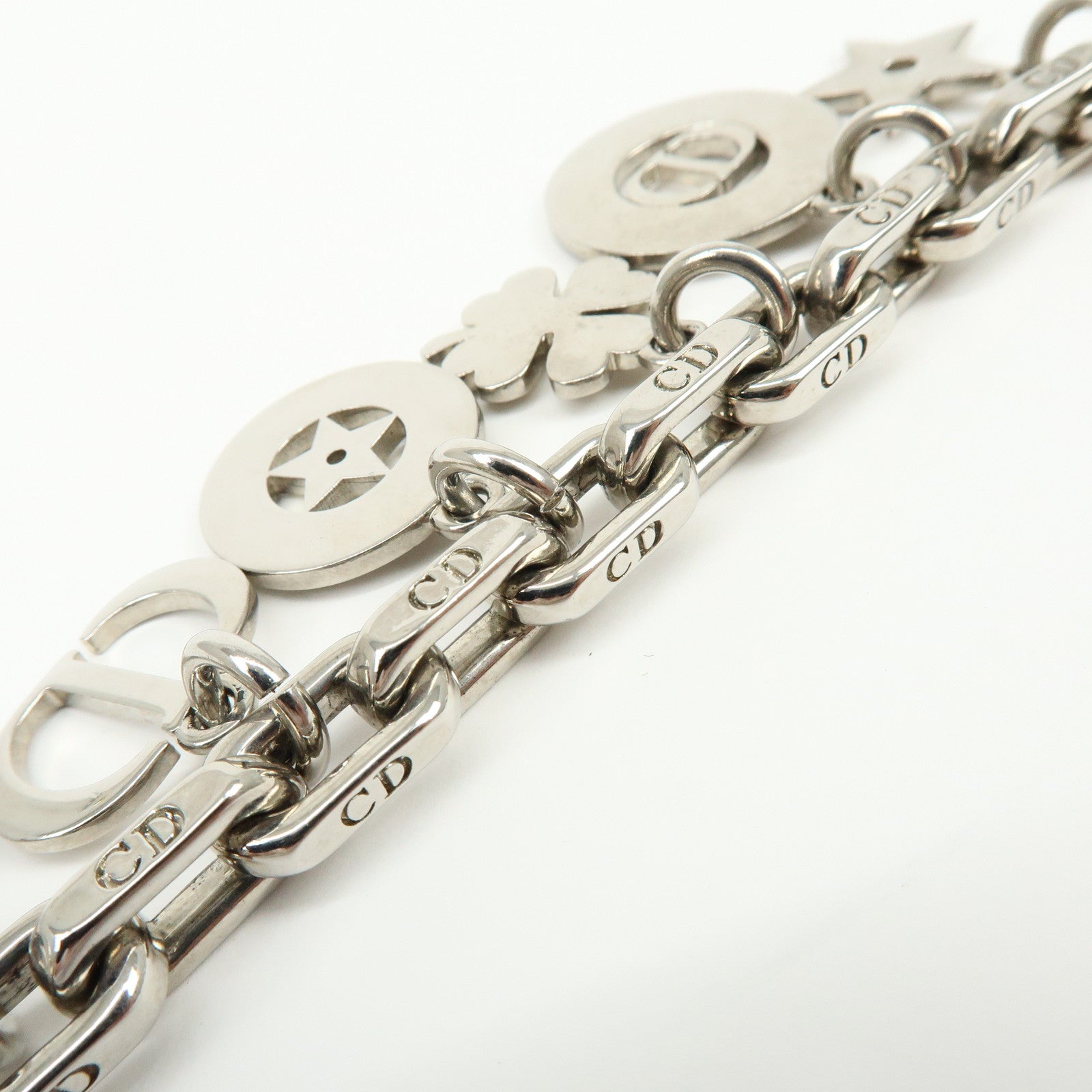 Christian Dior 30 Montaigne Metal Star Clover Bee Bag Charm Silver