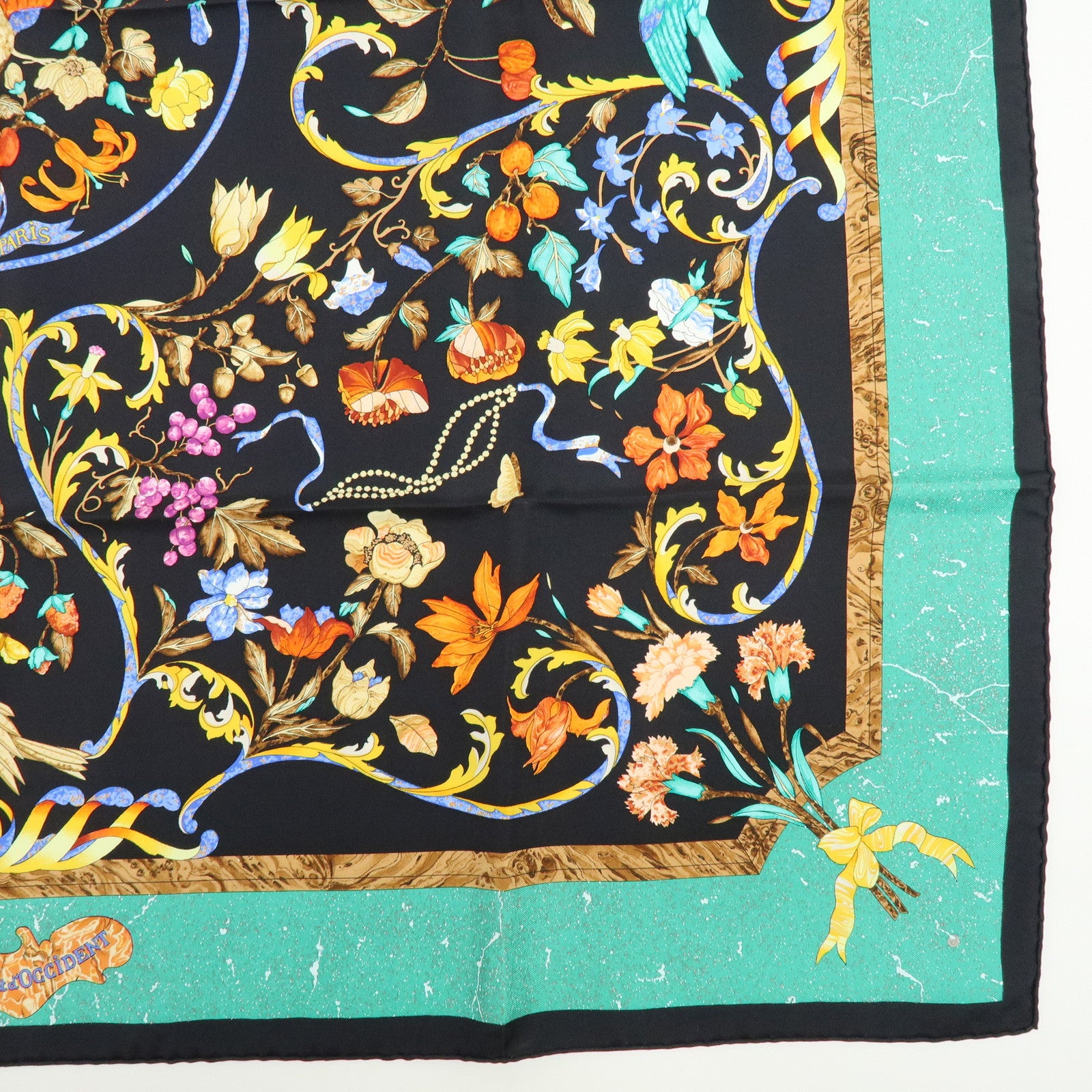 HERMES Carre 90 Silk 100% Scarf PIERRES D' ORIENT ET D' OCCIDENT