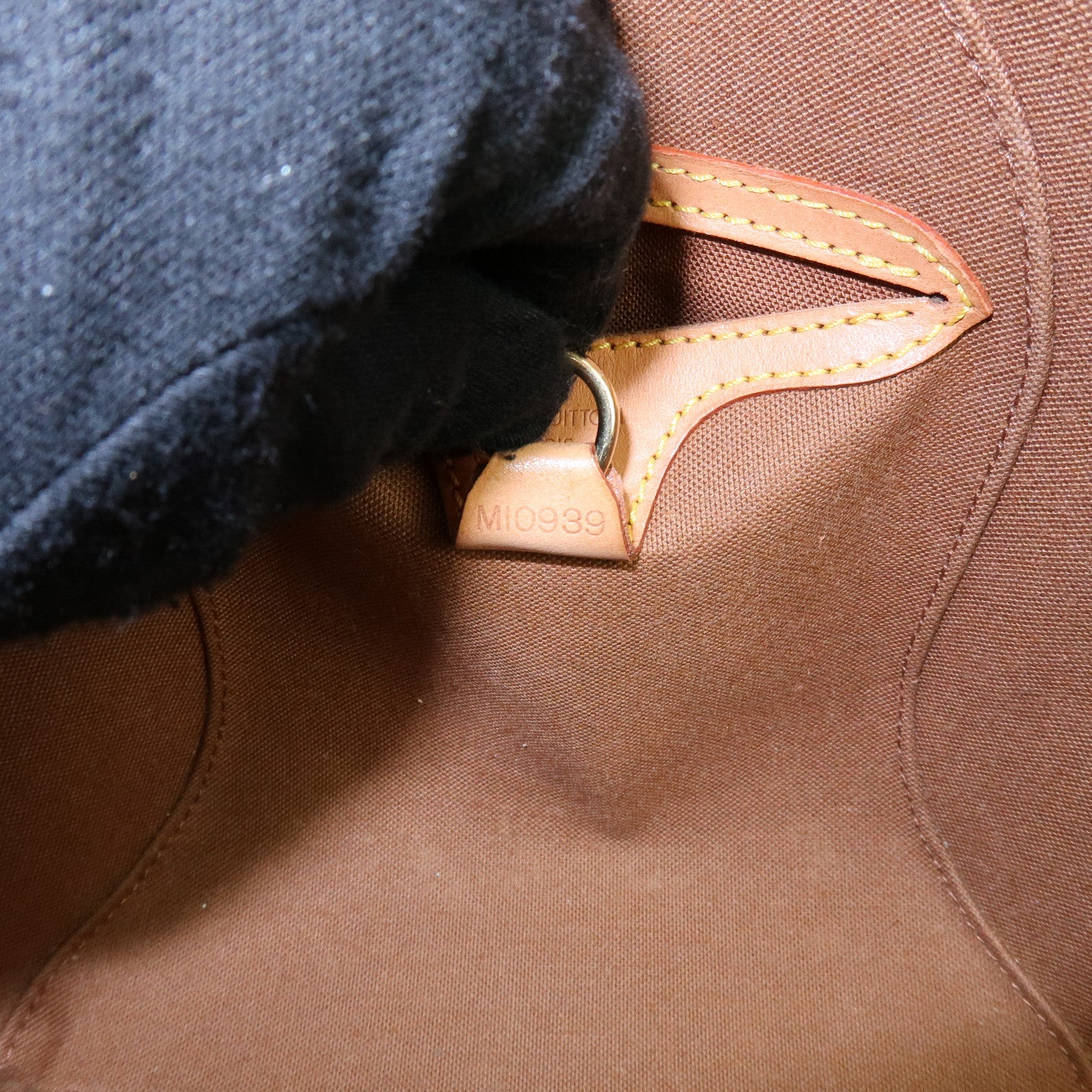 Louis Vuitton Monogram Canvas Ellipse PM Hand Bag Brown M51127