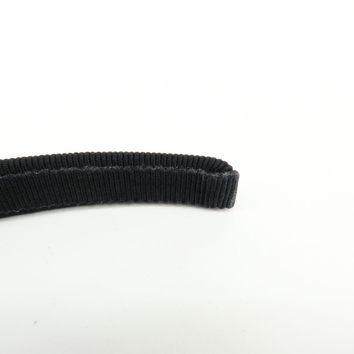 Ferragamo Vara Bow Ribbon Viscose Hair Accessory Black Gold