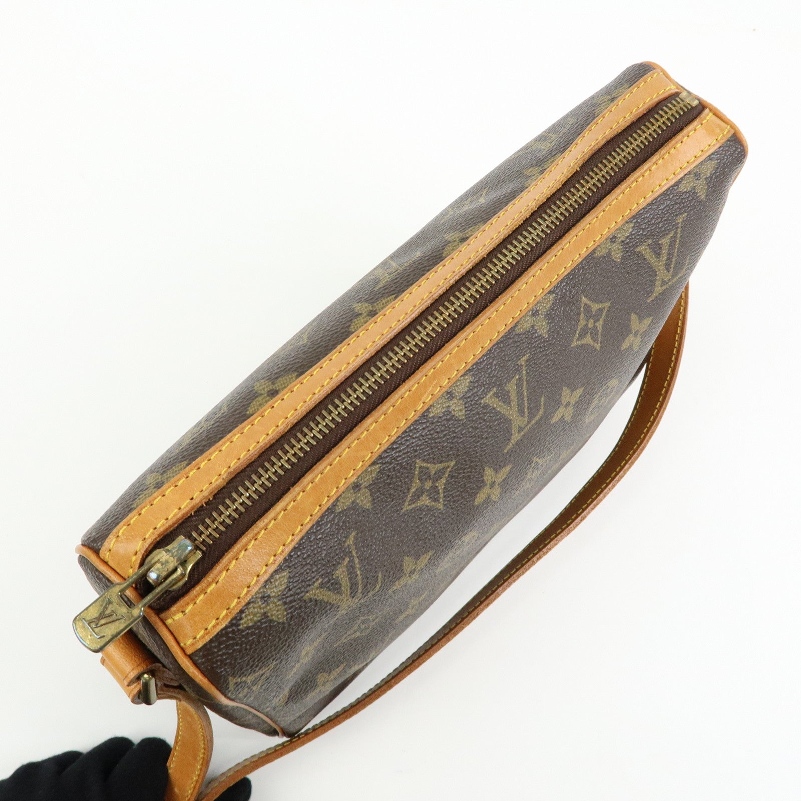Louis Vuitton Monogram Tuileries Shoulder Bag Crossbody Bag M51350