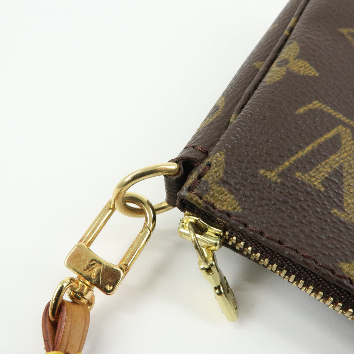 Louis Vuitton Monogram Pochette Accessoires Pouch Hand Bag M51980