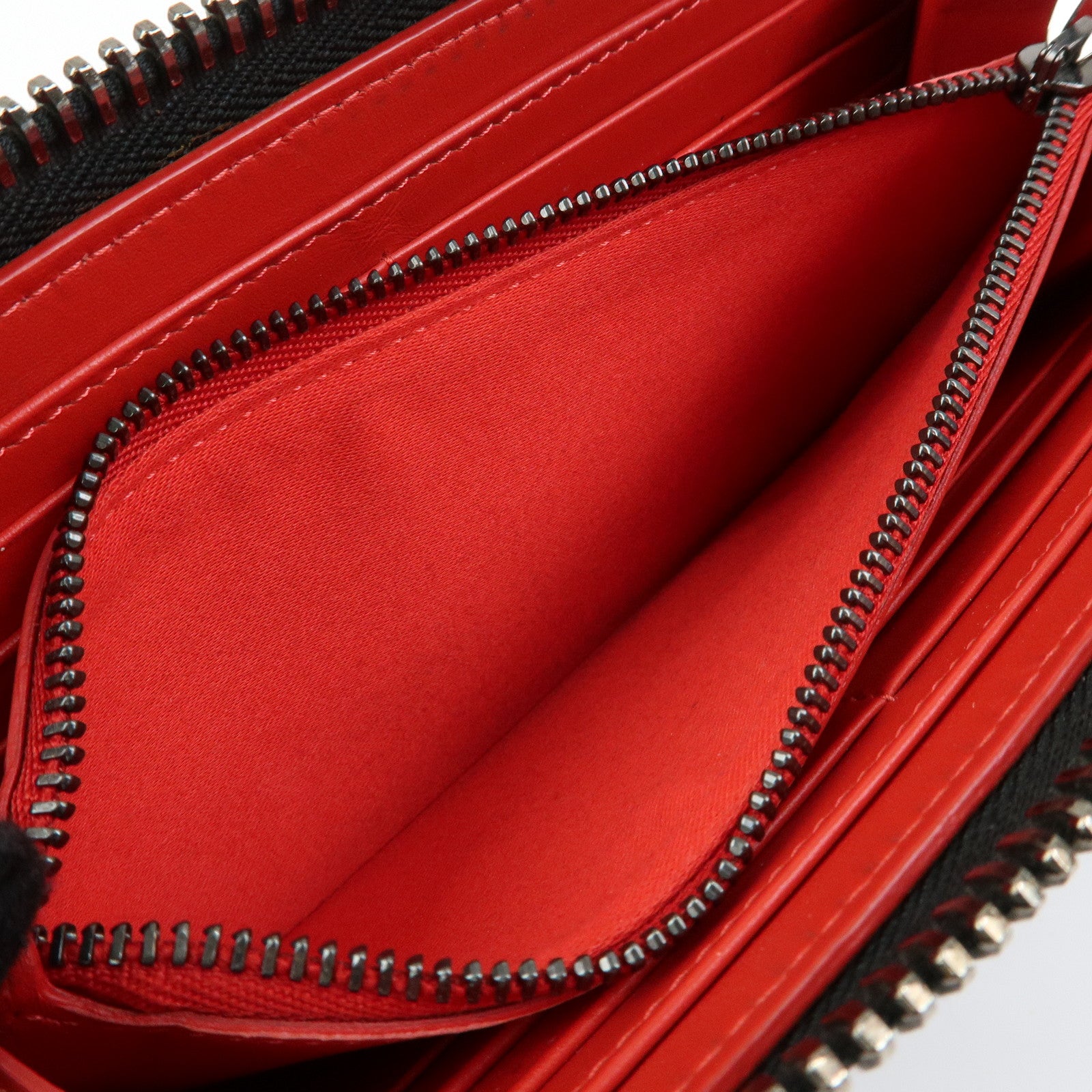 Christian Louboutin Studs Leather Round Zippy Long Wallet Black