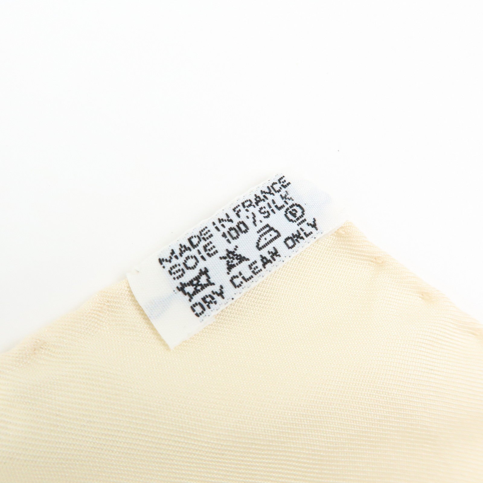 HERMES Carre 90 Silk 100% Scarf JUNGLE LOVE Light Brown Beige