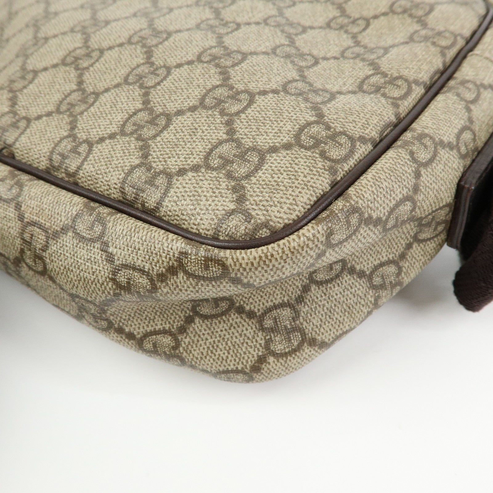 Gucci GG Canvas Leather Shoulder Bag Crossbody Bag Brown 114291