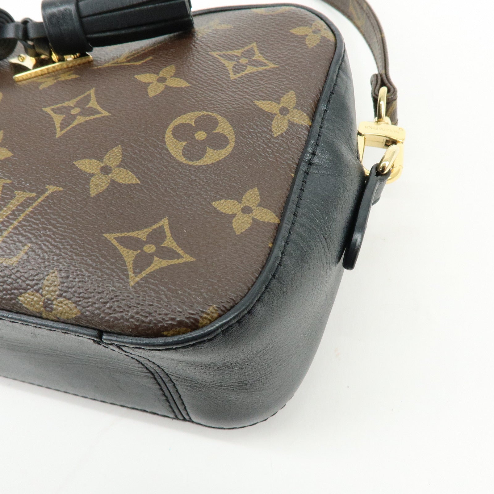 Louis Vuitton Monogram Saintonge Shoulder Bag Crossbody Bag Noir M43555