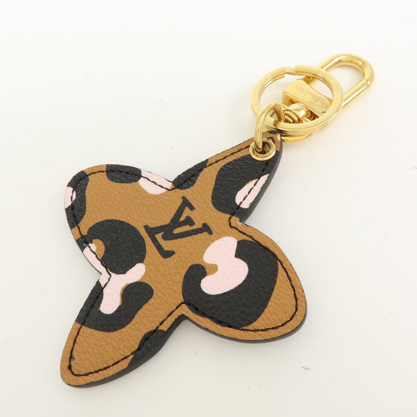 Louis Vuitton Illustre Wild At Heart Bag Charm Key Ring Arizona M00424