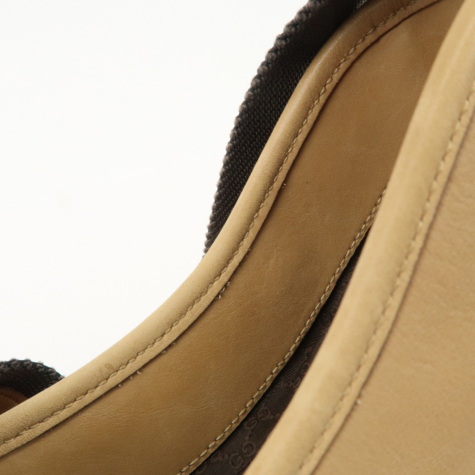 GUCCI Leather Shoulder Bag Beige Gold HDW 92736 Used