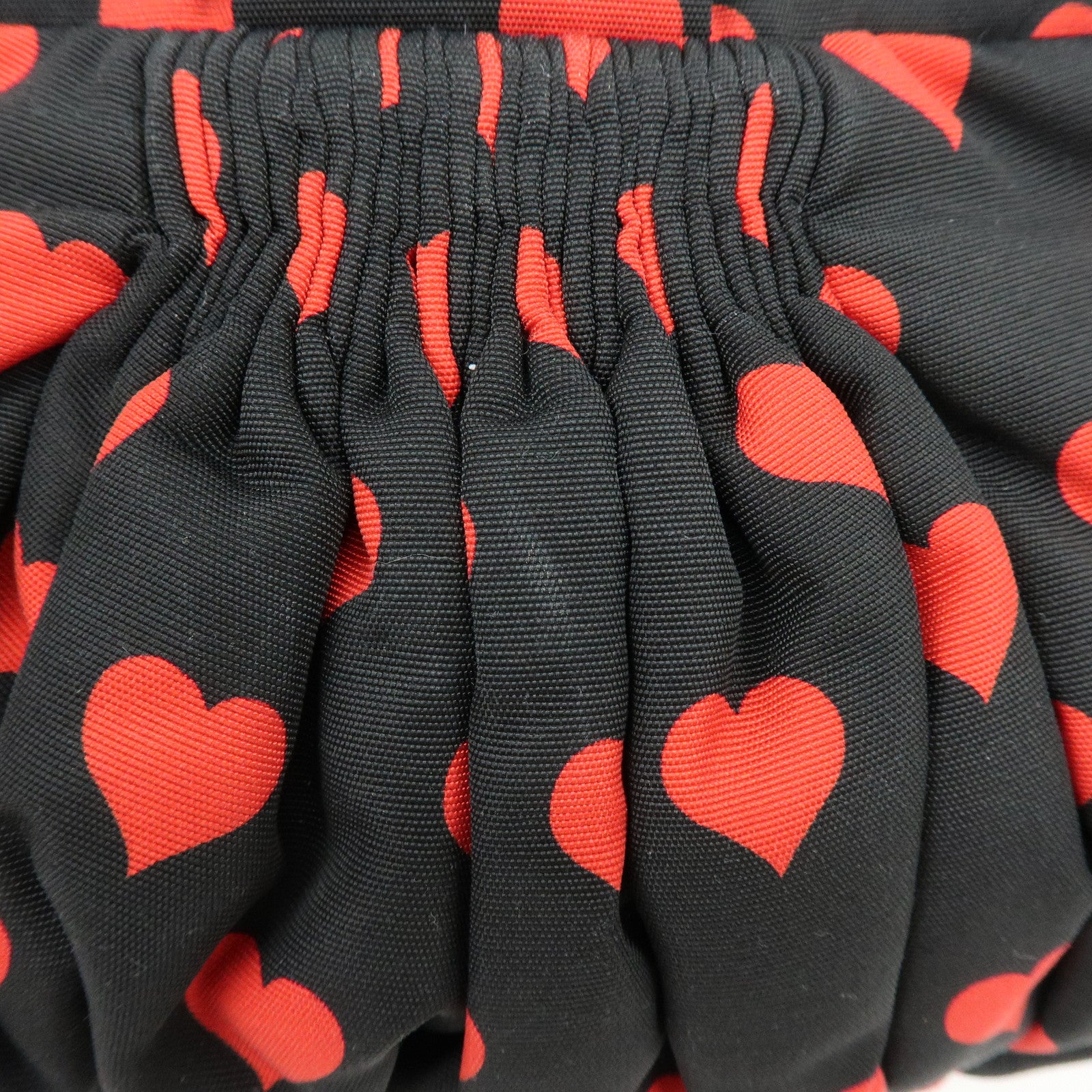 MIU MIU Nylon Heart Clutch Bag Pouch Black Red 5ND012