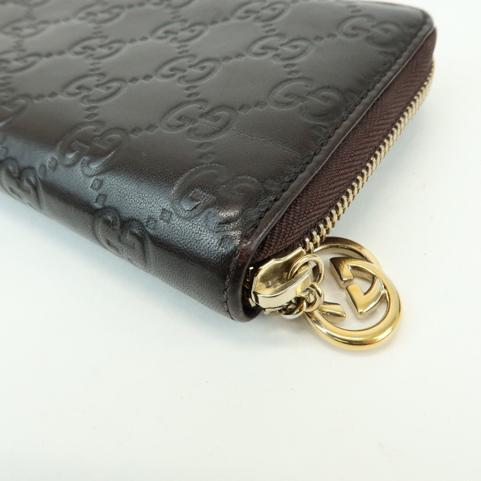 GUCCI Interlocking G Guccissima Leather Round Zippy Long Wallet