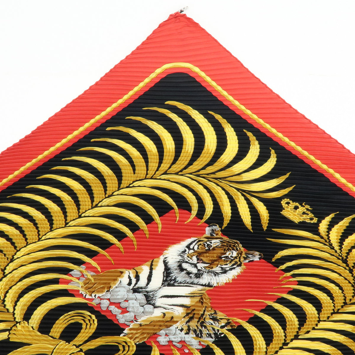 HERMES Pleated Carre 90 Silk 100% Scarf Tigre Royal Black Red Gold