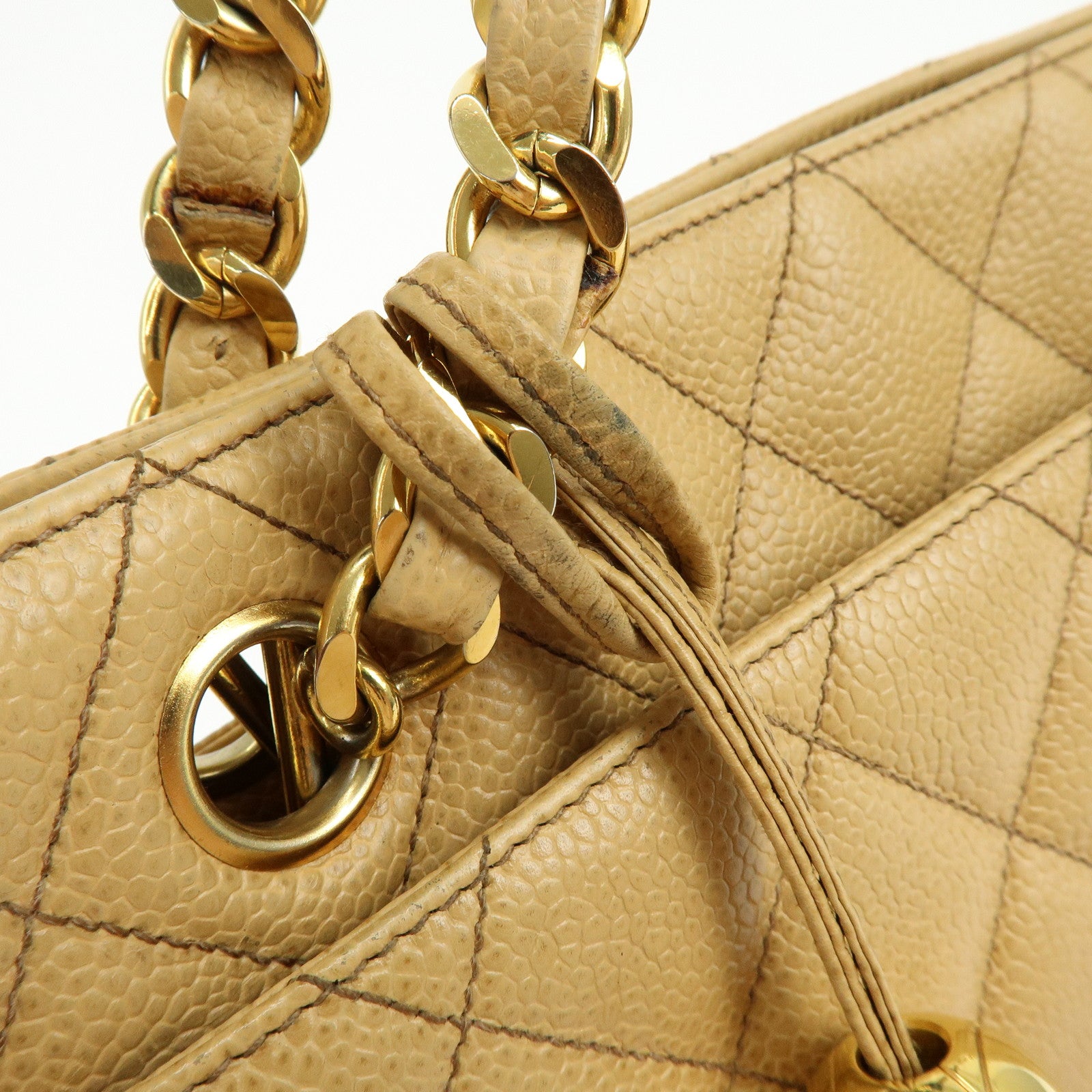 CHANEL Matelasse Caviarskin Shoulder Bag Hand Bag Beige