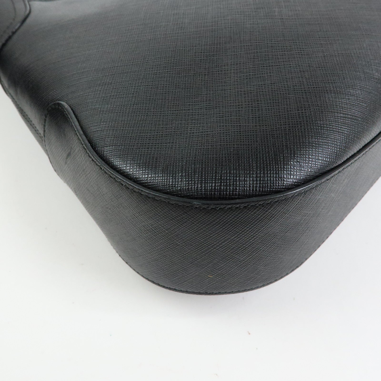 Ferragamo Gancini Leather Shoulder Bag Hand Bag Black