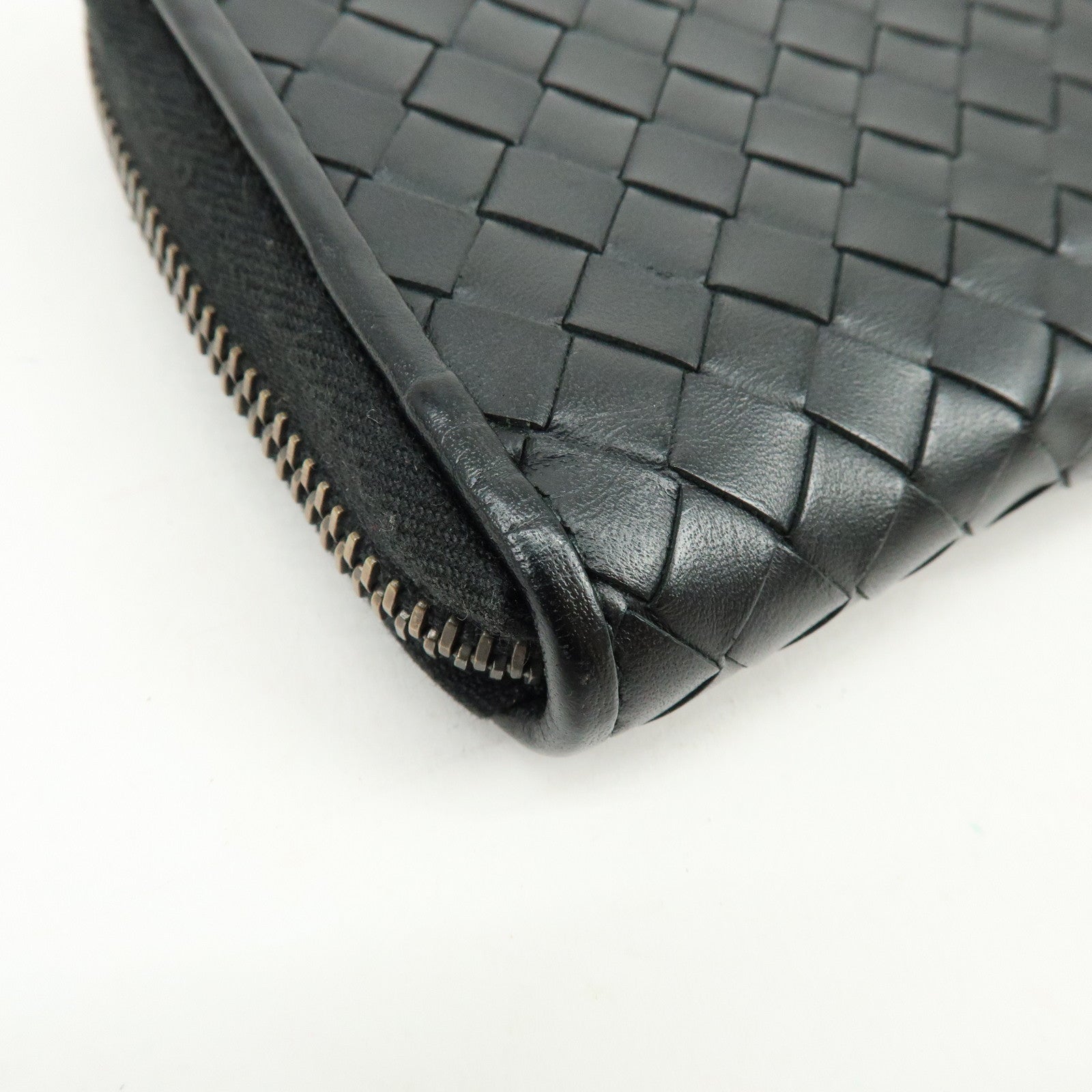 Bottega Veneta Intrecciato Nappa Leather Bi-fold Comact Wallet 510293