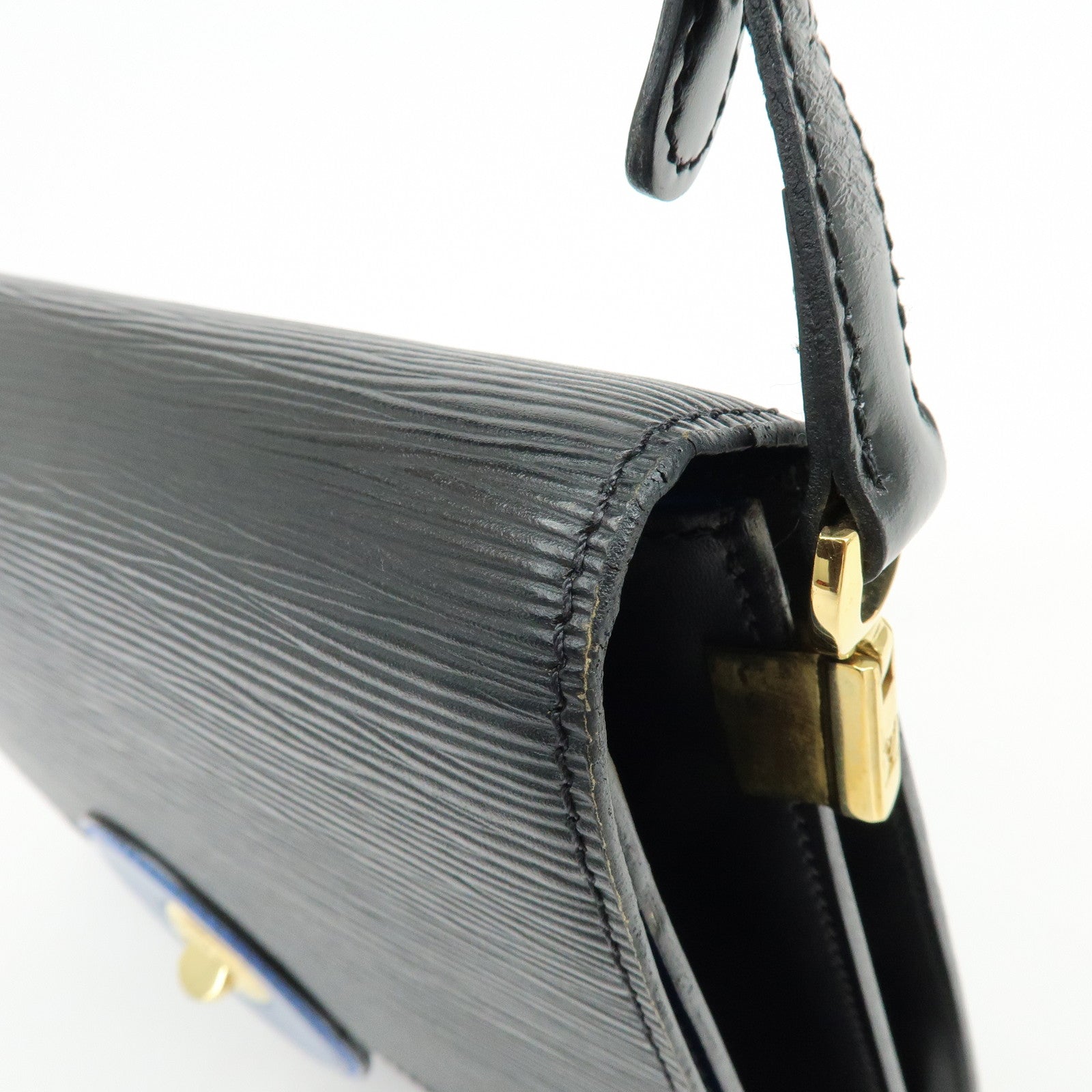 Louis Vuitton Free Run Epi Leather Shoulder Bag Noir Blue M52415