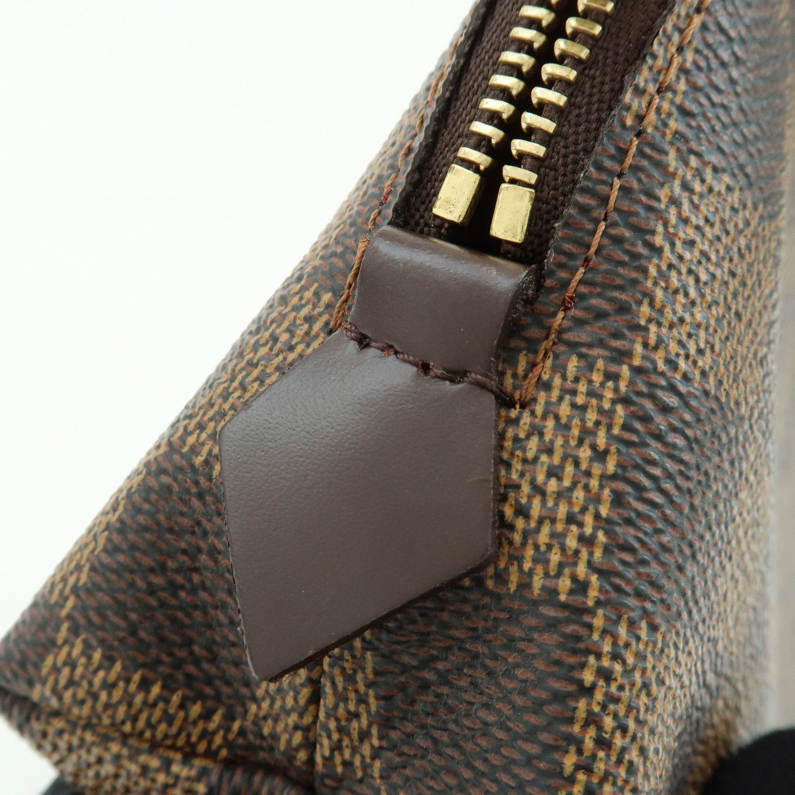 Louis Vuitton Damier Pochette Cosmetic PM Pouch Damier Ebene N47516