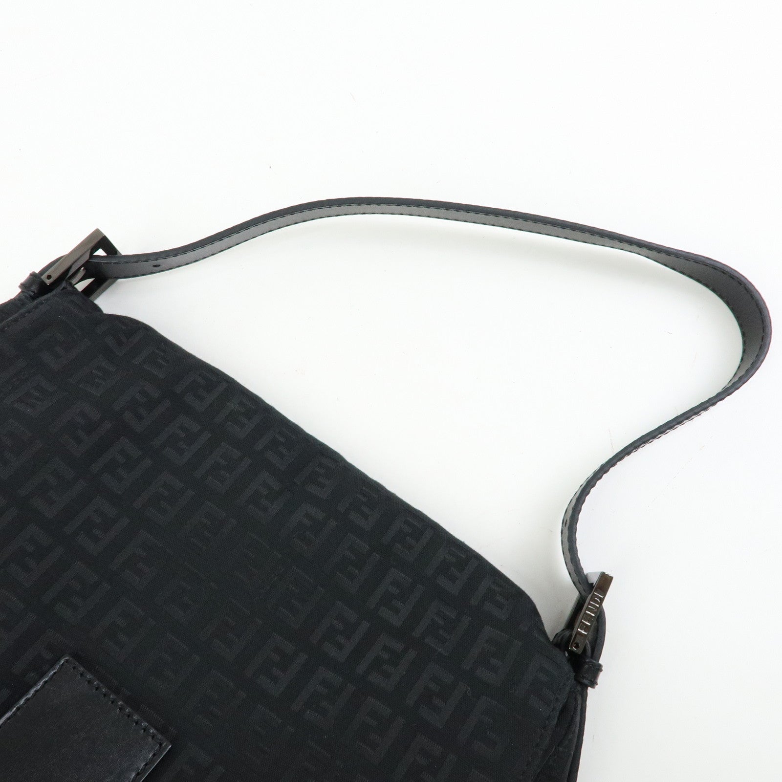 FENDI Mamma Baguette Zucchino Canvas Leather Shoulder Bag Black 8BR001