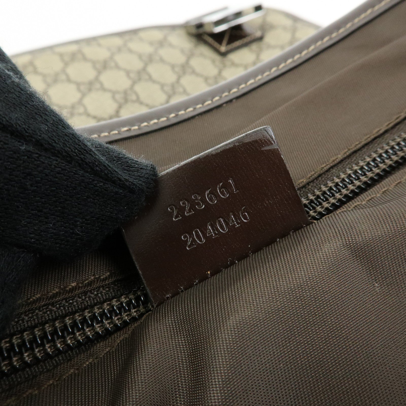 GUCCI Interlocking G GG Supreme Leather Shoulder Bag Brown 223661
