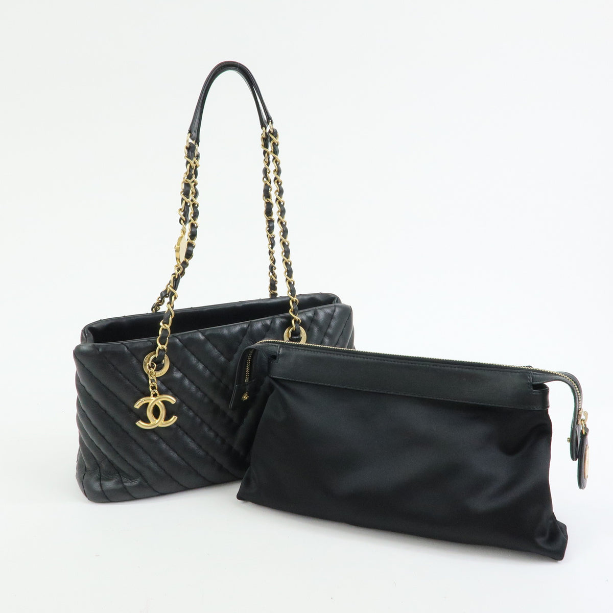 CHANEL Calf Skin V Stich Shevron Chain Shoulder Bag Tote Bag Black
