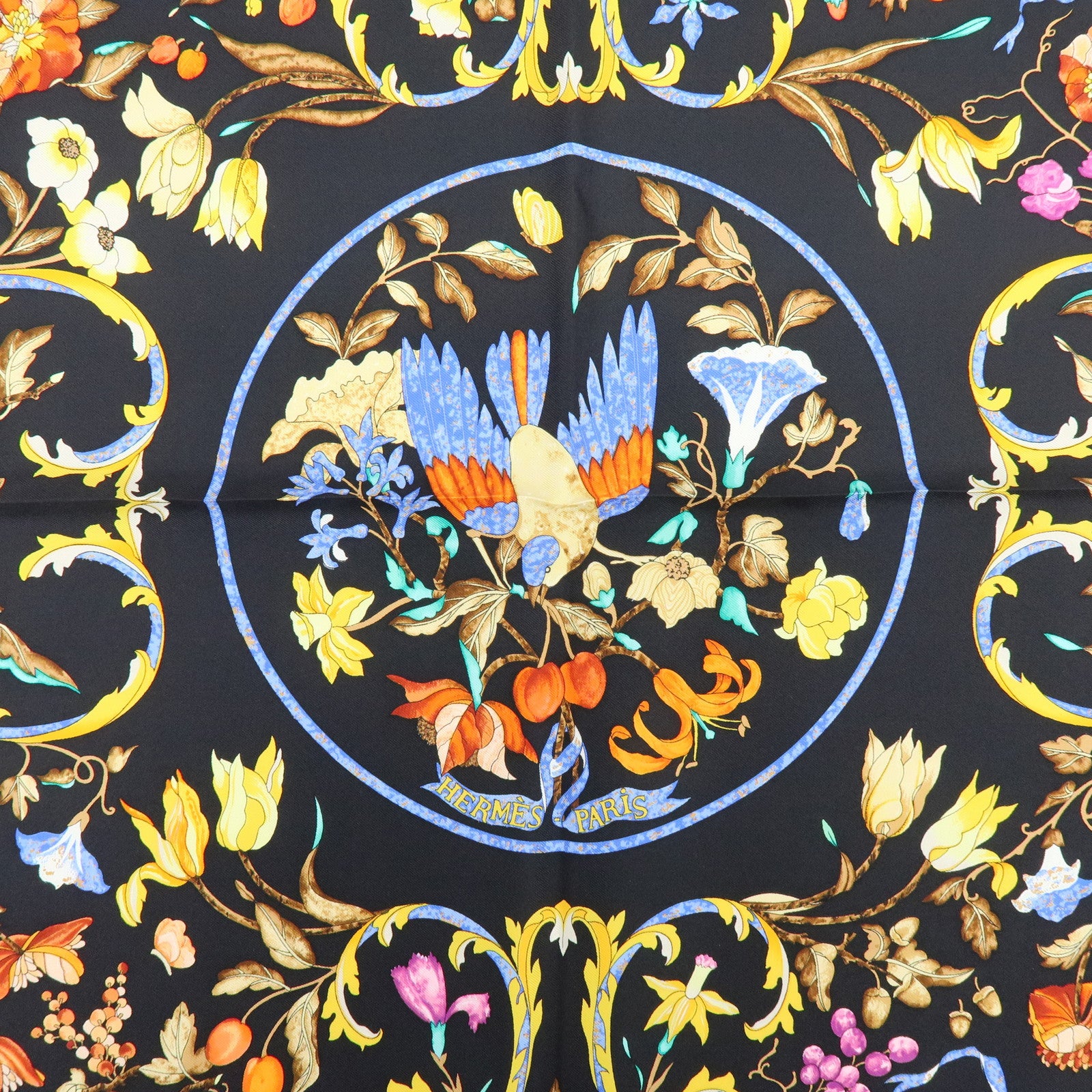 HERMES Carre 90 Silk 100% Scarf PIERRES D' ORIENT ET D' OCCIDENT