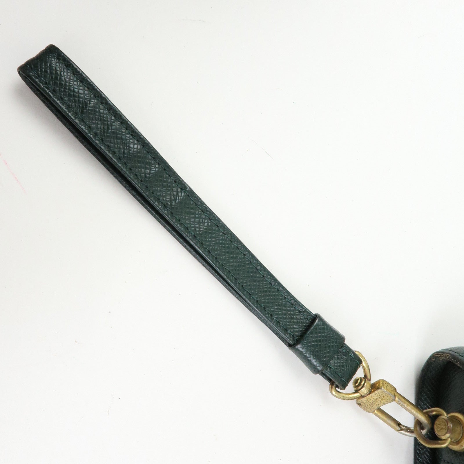 Louis Vuitton Taiga Baikal Clutch Bag Pouch Epicea M30184