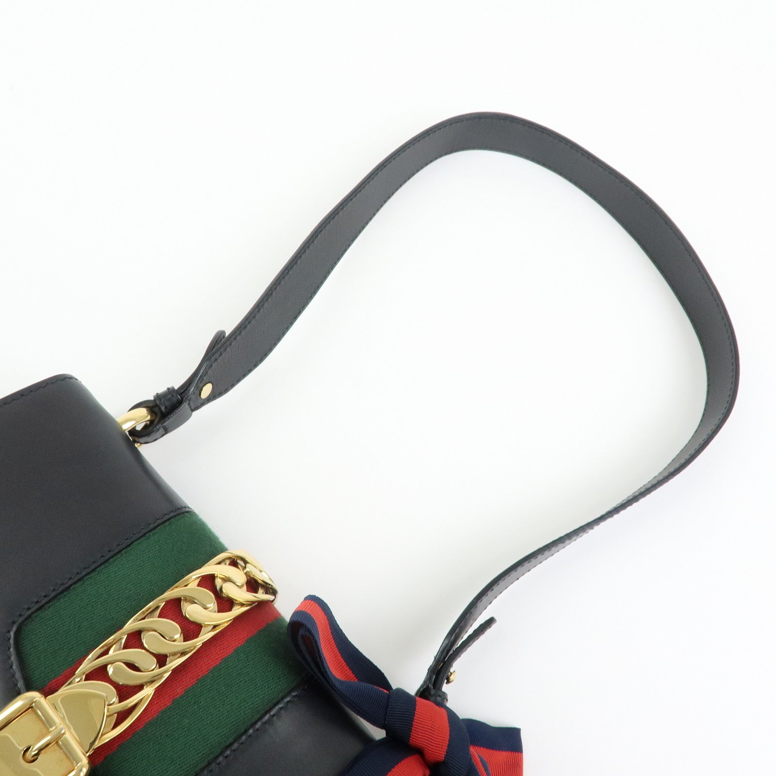 Gucci Sylvie Sherry Leather Shoulder Bag Crossbody Bag Black 421882