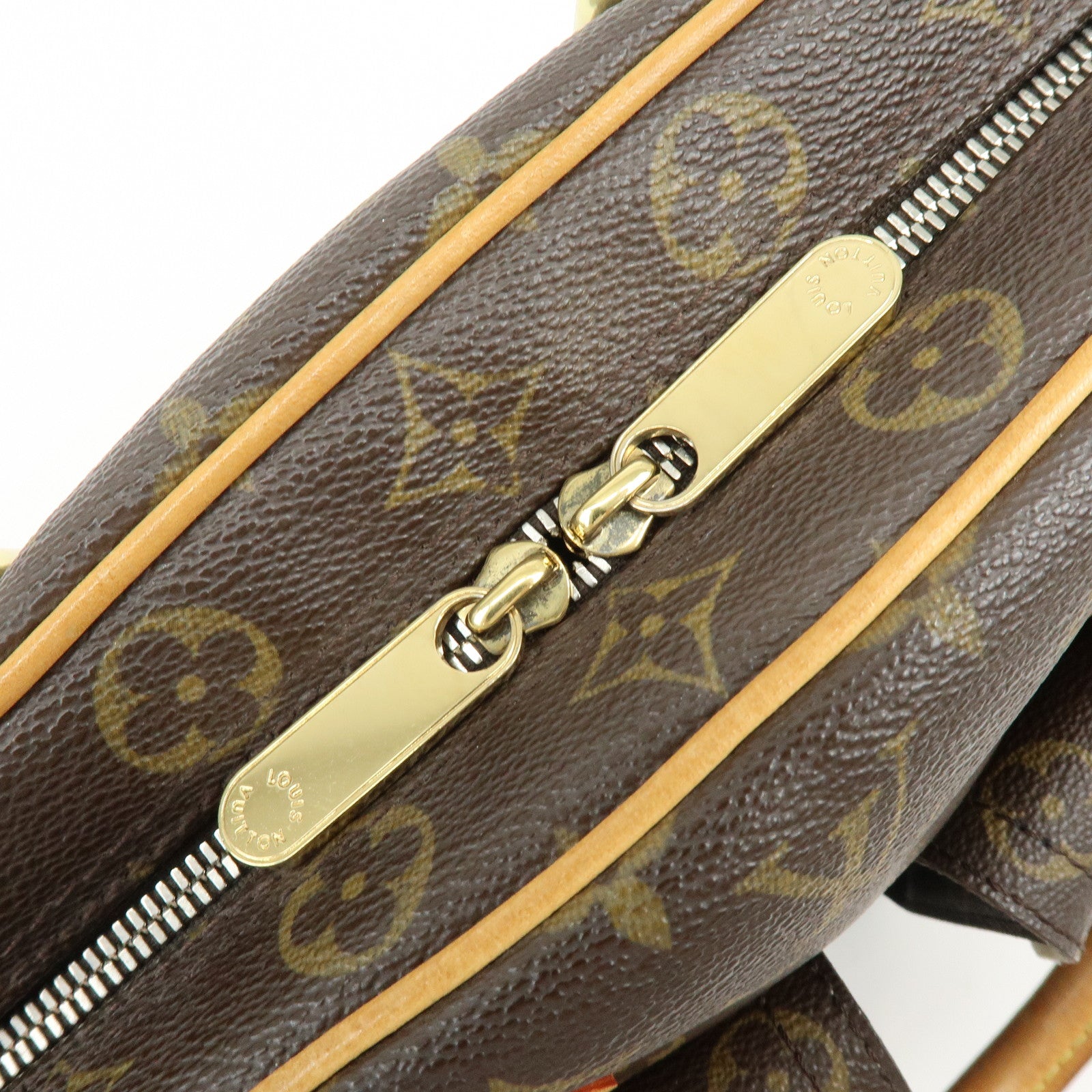 Louis Vuitton Monogram Manhattan PM Hand Bag Brown M40026