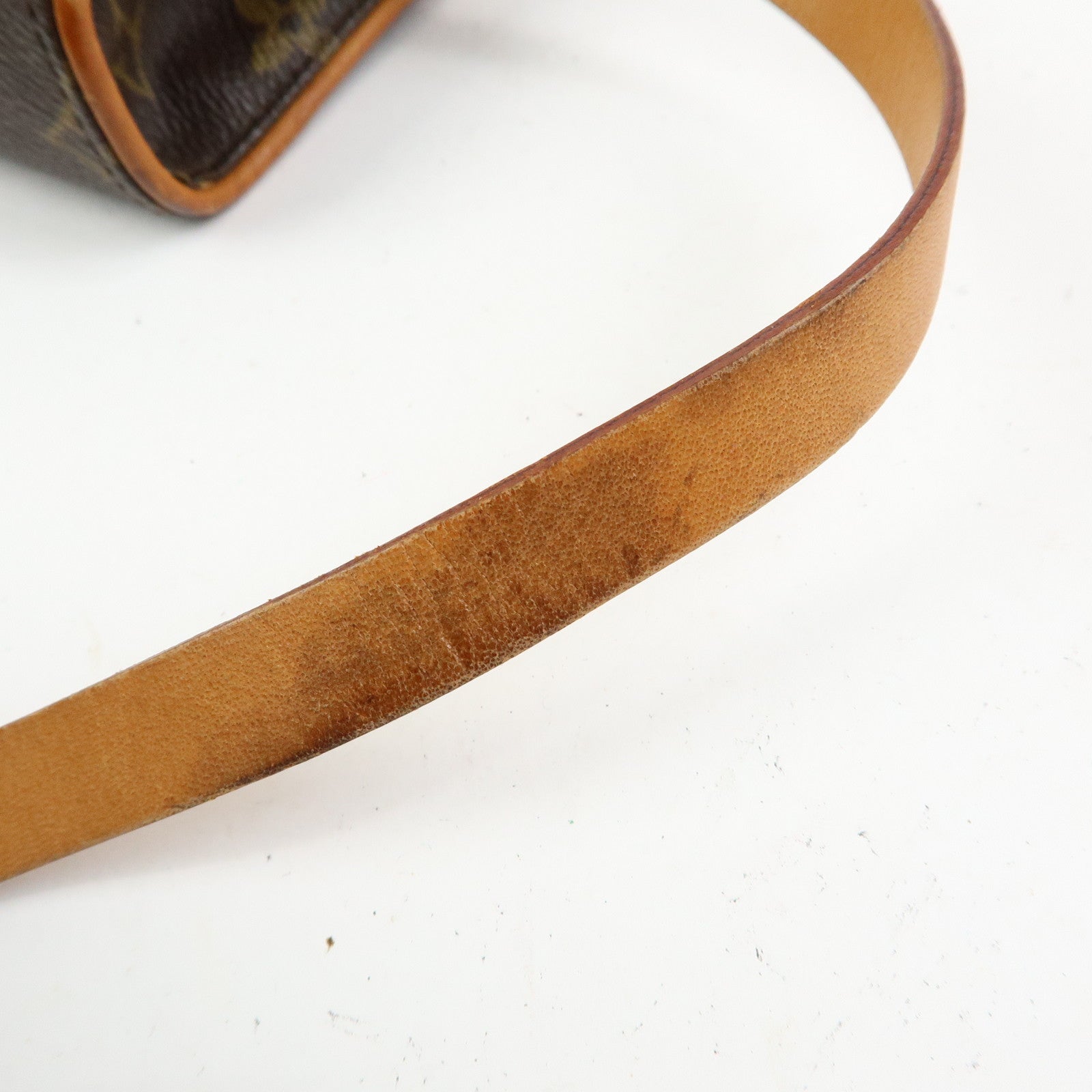 Louis Vuitton Monogram Pochette Florentine Waist Bag Belt XS M51855