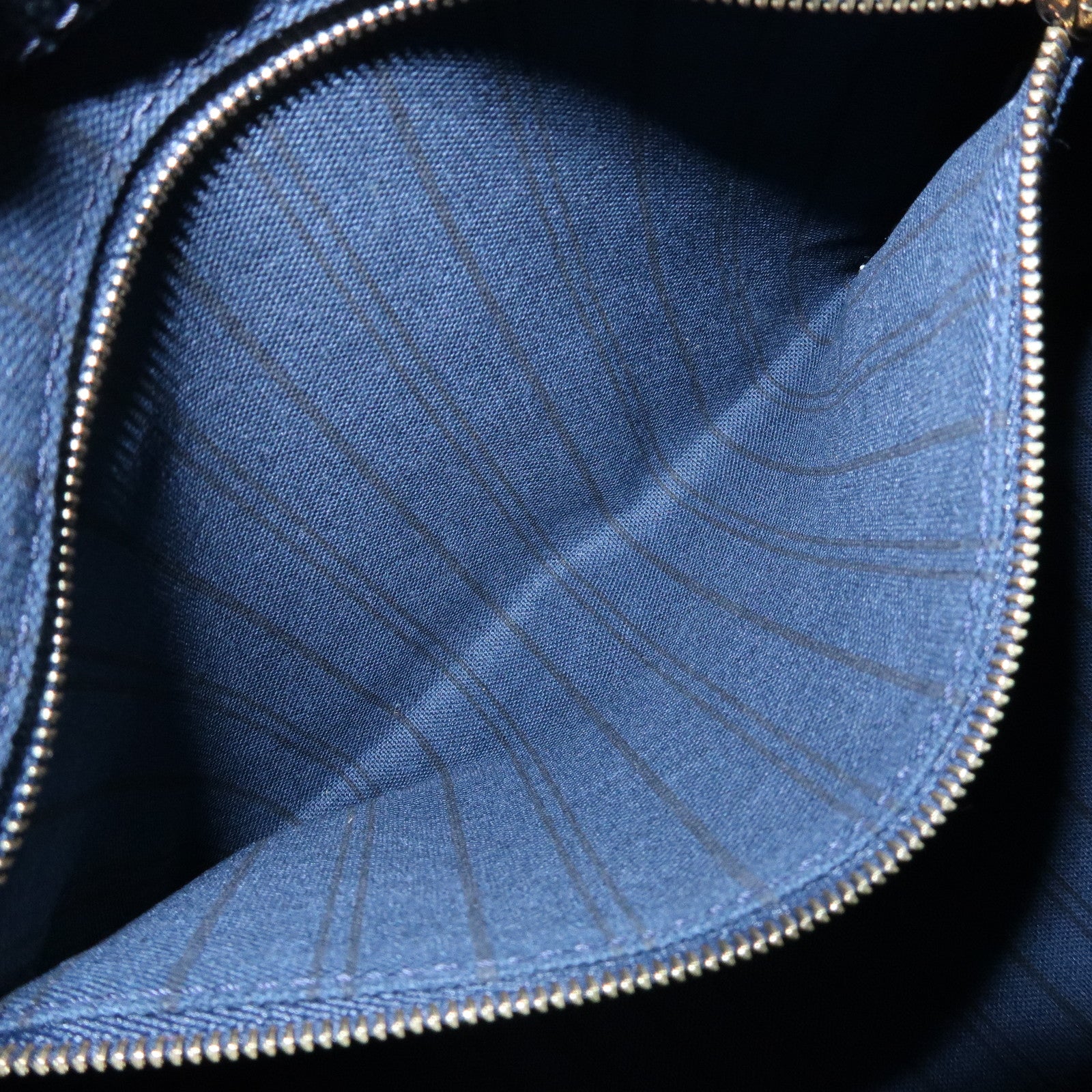 Louis Vuitton Monogram Empreinte Speedy Bandouliere 25 Navy M40762