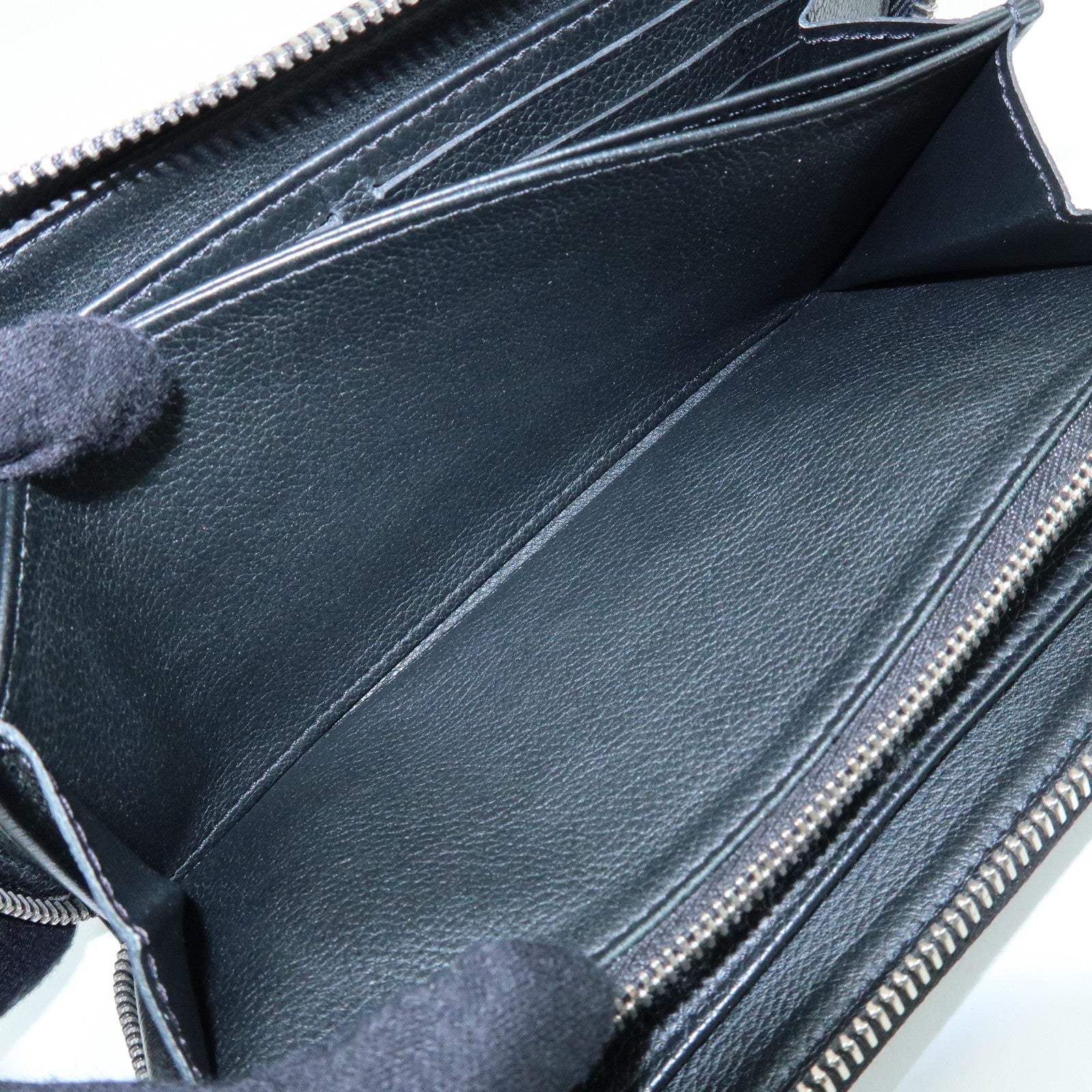 Louis Vuitton Leather Lockme Round Zippy Long Wallet Noir M62622