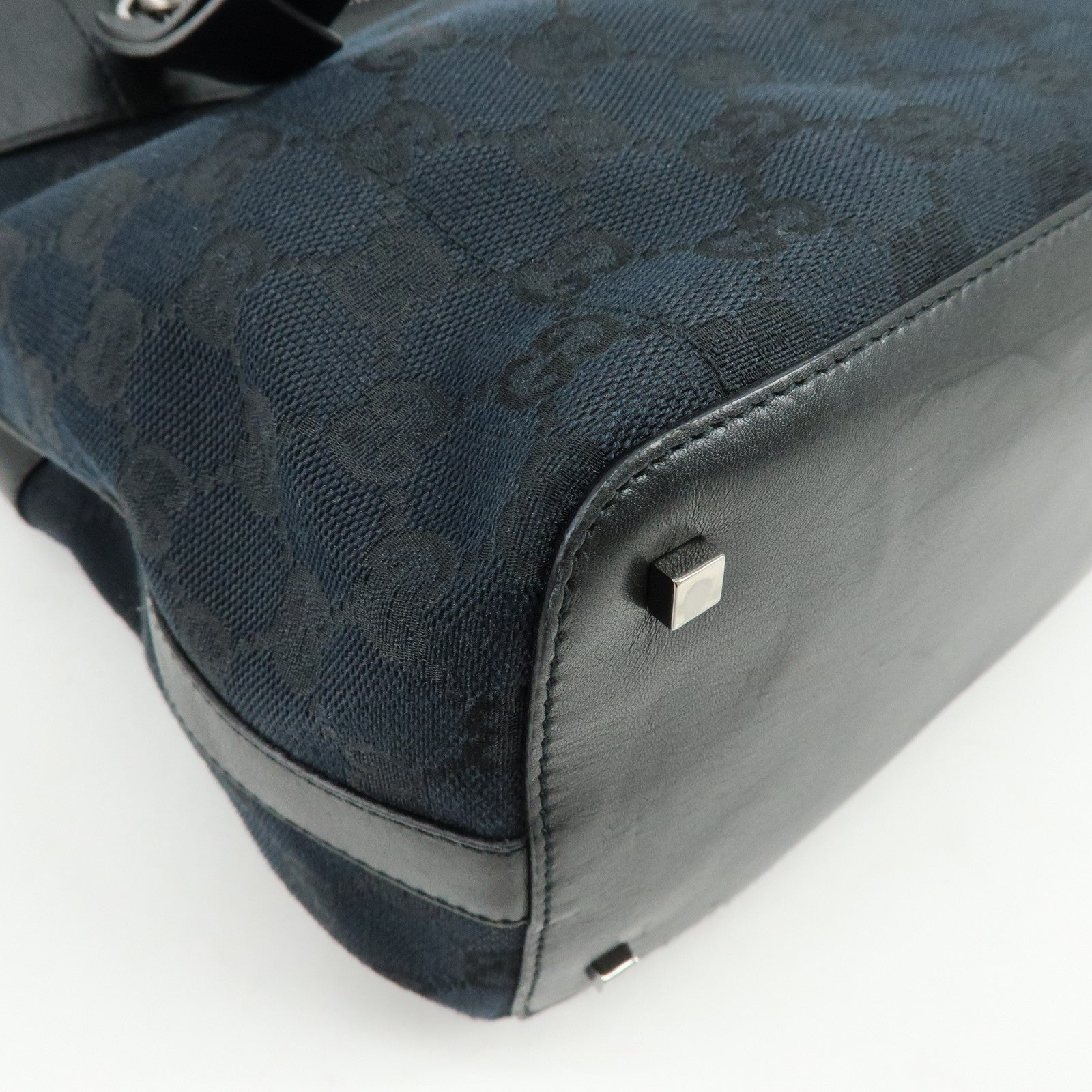 GUCCI GG Monogram Canvas Leather Shoulder Bag Black 001・4298