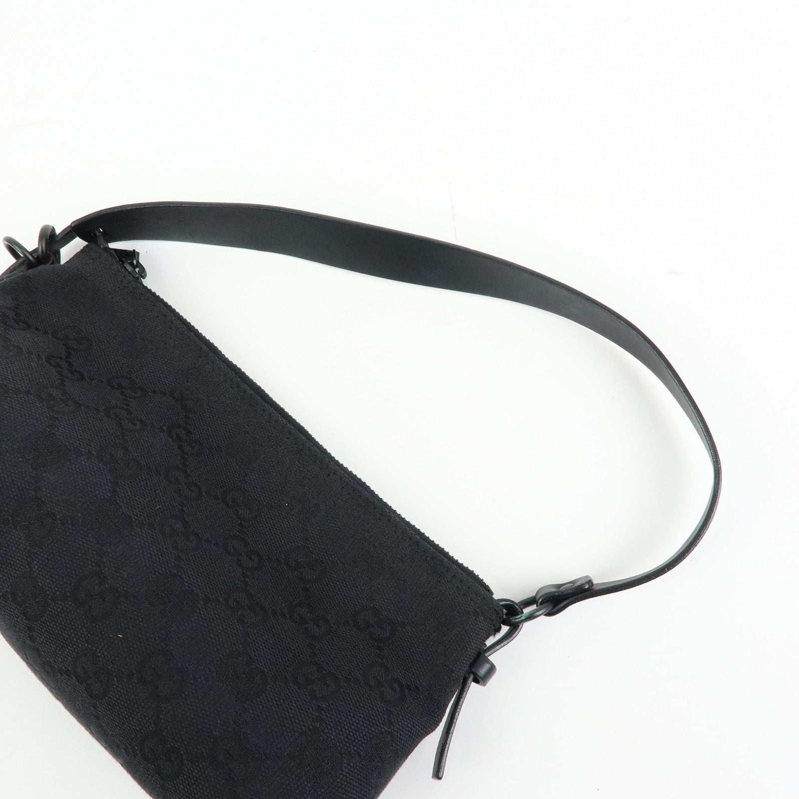 GUCCI GG Canvas Leather Hand Bag Accessory Pouch Black 103399