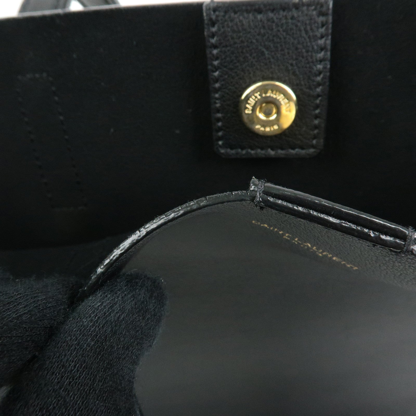 SAINT LAURENT PARIS Leather Toy Shopping Bag 2Way Bag Black GUE600307