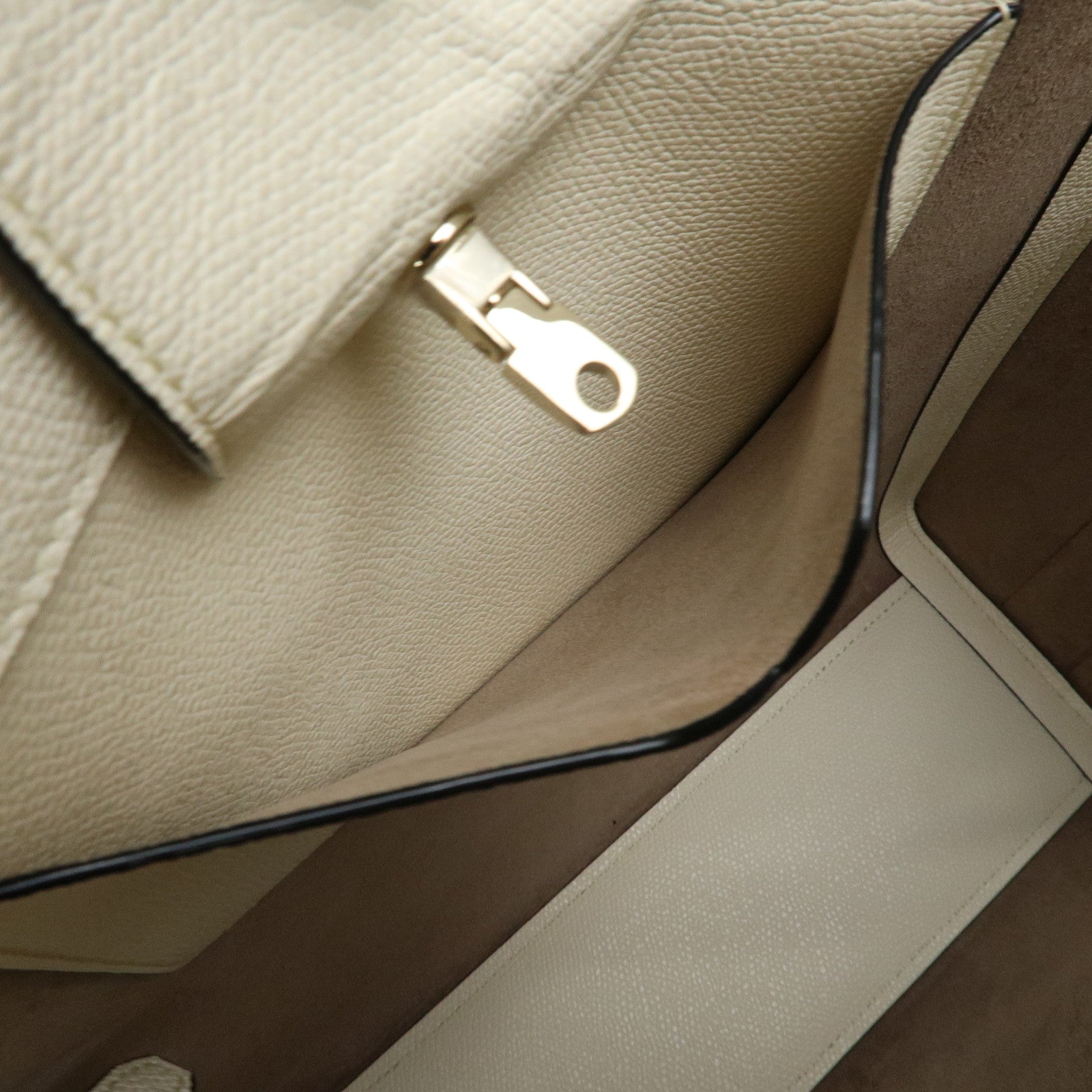 Valextra Brera Calf Leather Shoulder Bag Hand Bag White