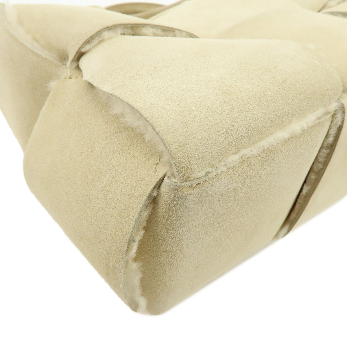 BOTTEGA VENETA Intorceciatto Arco Shearling Leather Hand Tote Bag Beige