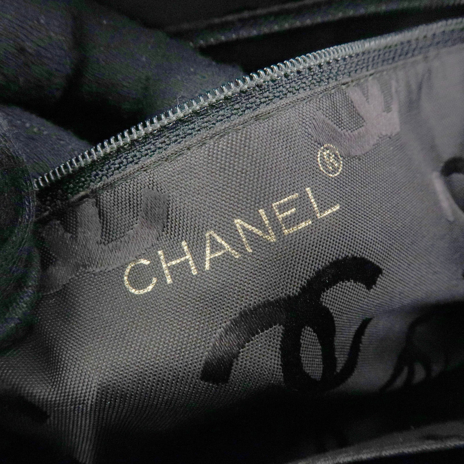 CHANEL Chevron COCO Mark Caviarskin Chain Shoulder Bag Black