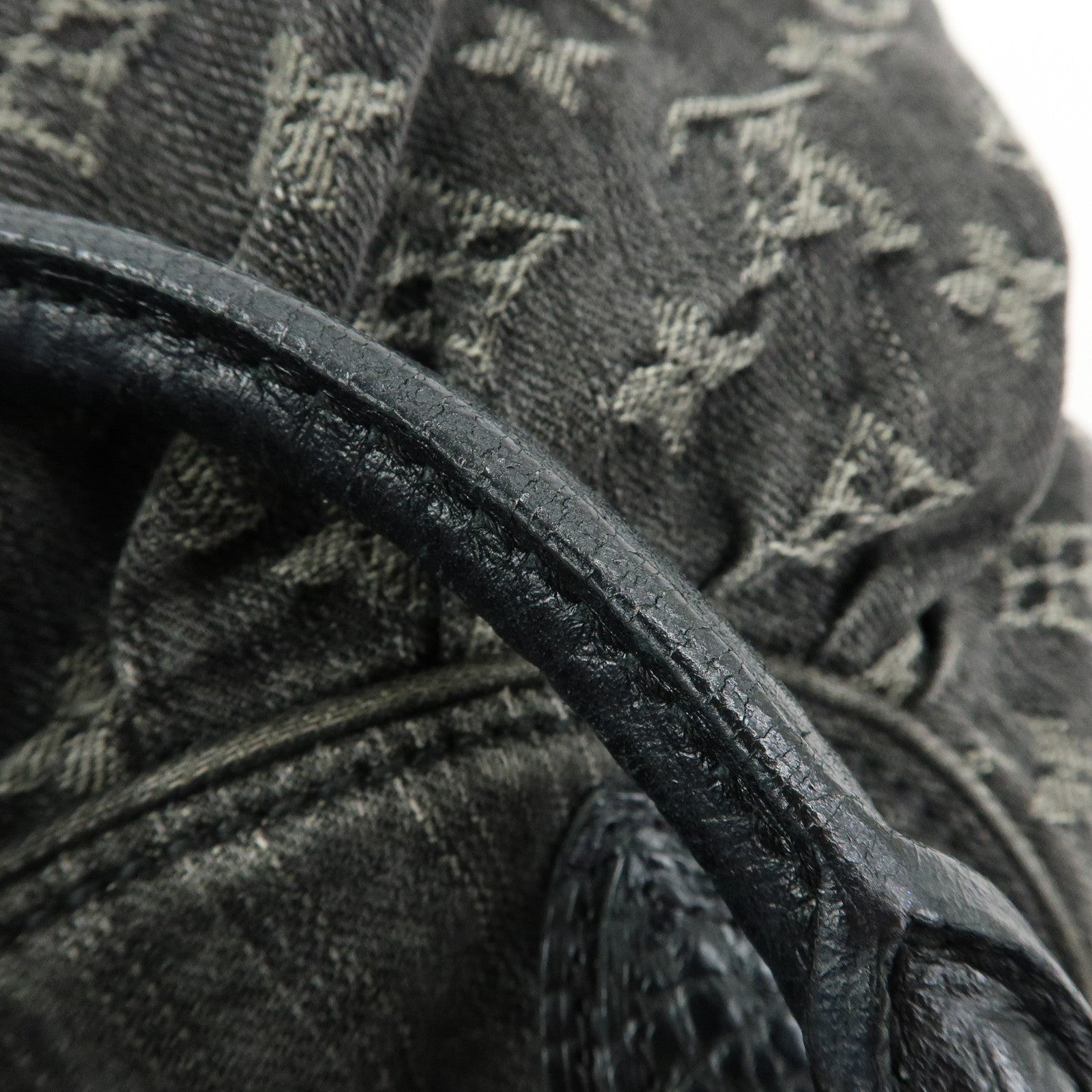 Louis Vuitton Monogram Denim Neo Cabby MM 2Way Bag Noir M95351