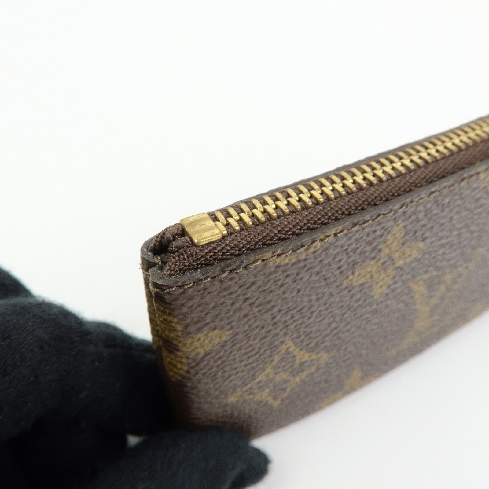 Louis Vuitton Monogram Pochette Cles Coin Case Key Case M62650