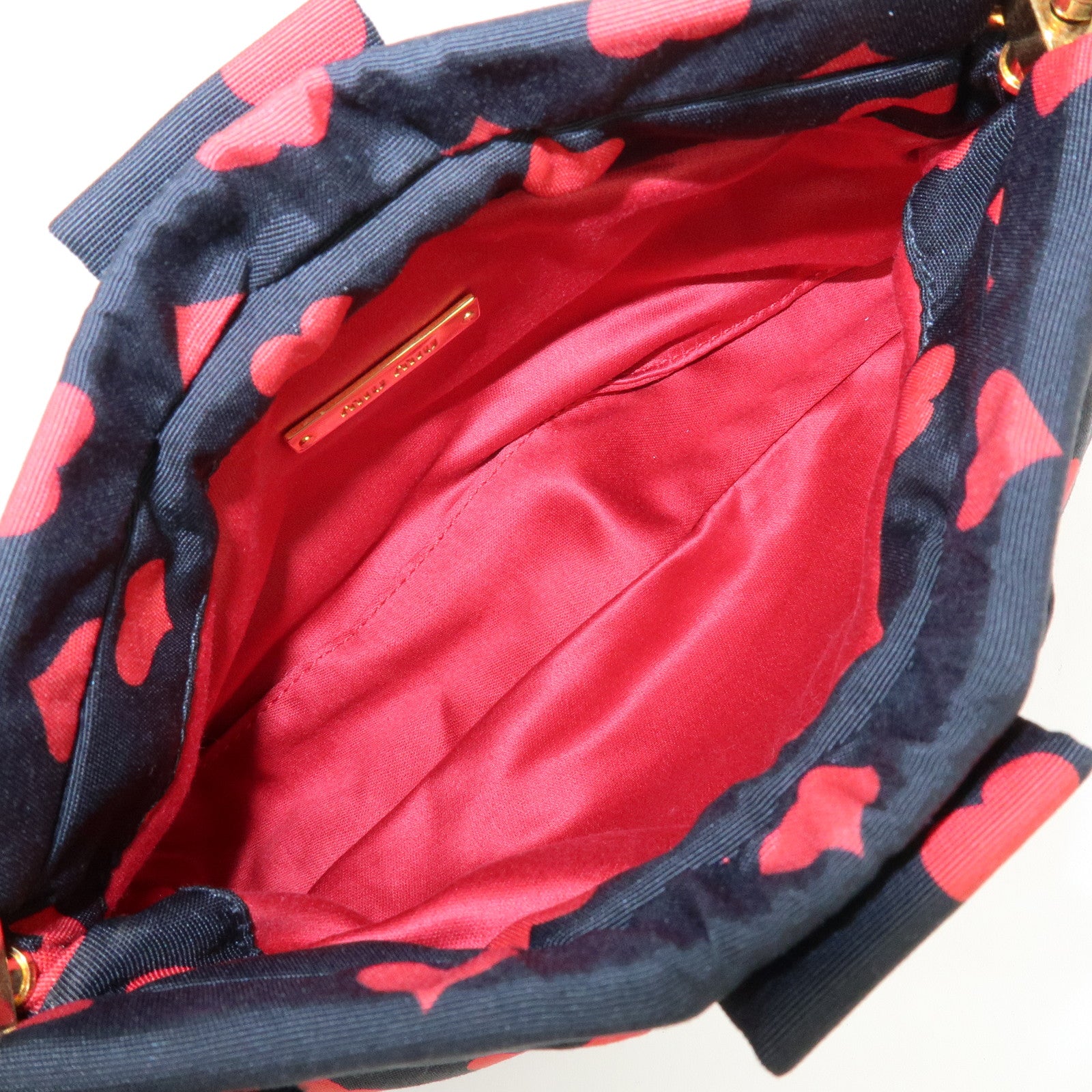 MIU MIU Nylon Heart Clutch Bag Pouch Black Red 5ND012