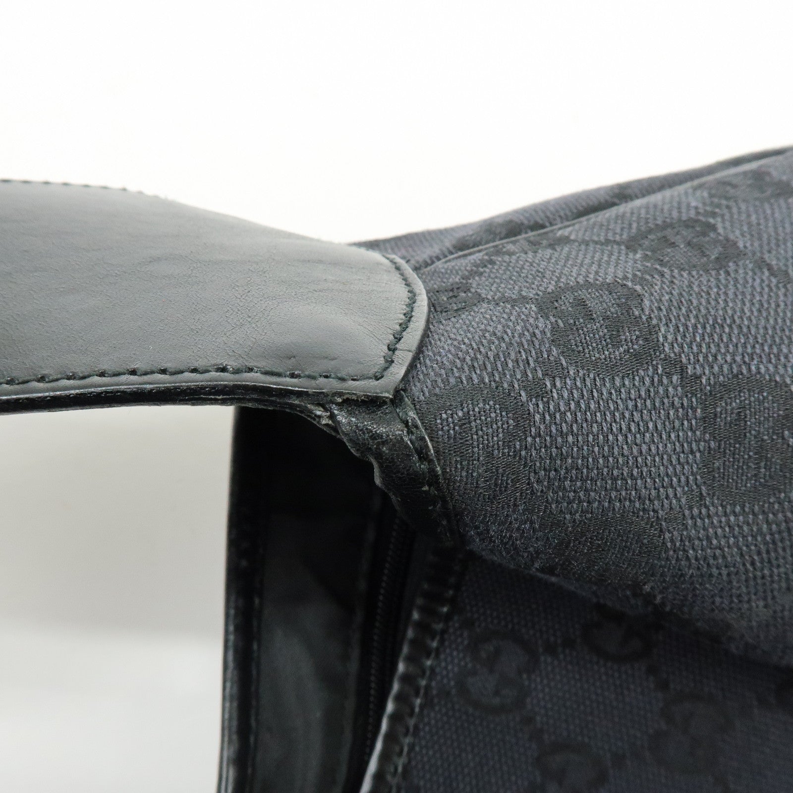 GUCCI Jackie GG Canvas Leather Shoulder Bag Black 001・3306