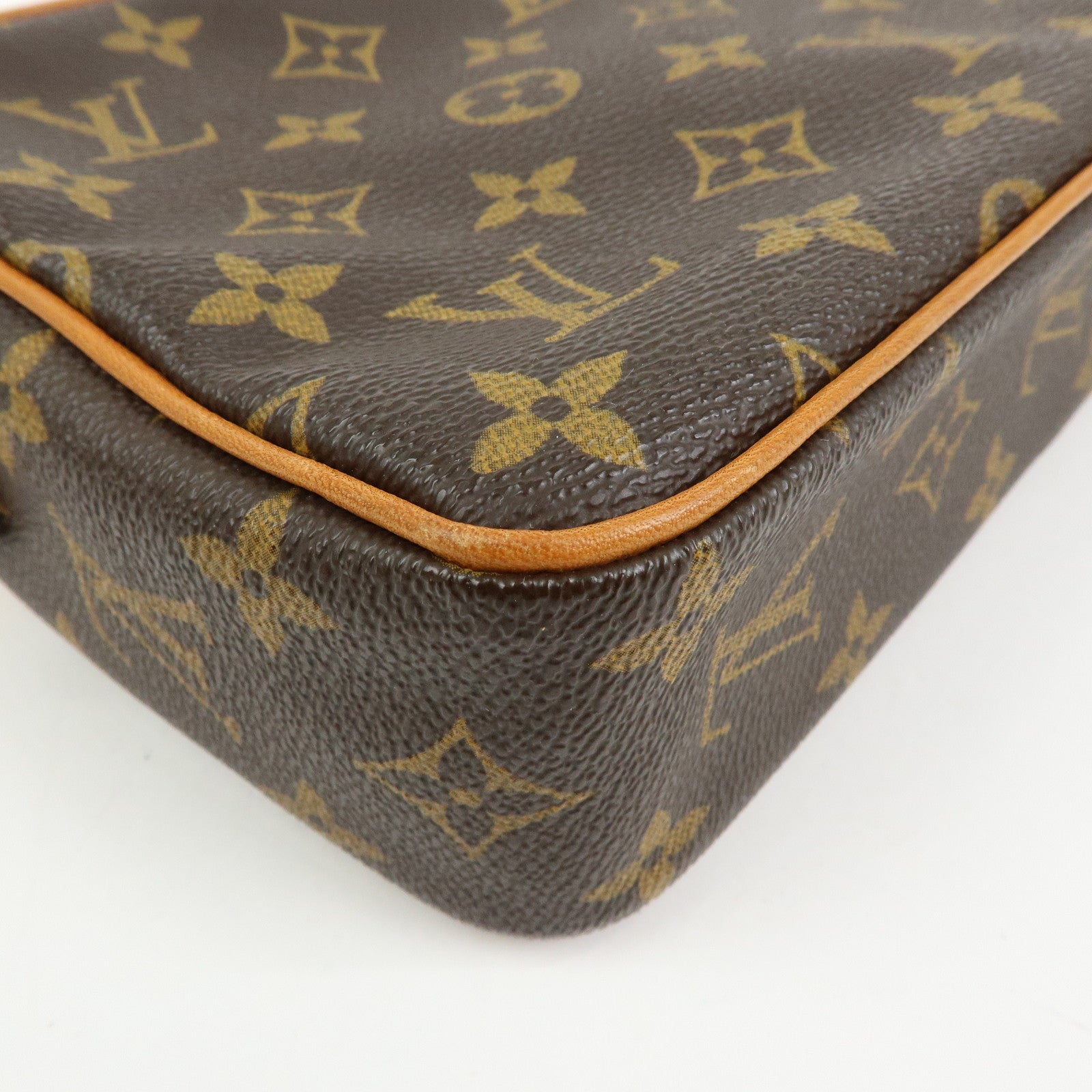Louis Vuitton Monogram Compiegne 23 Pouch Clutch Bag Brown M51845