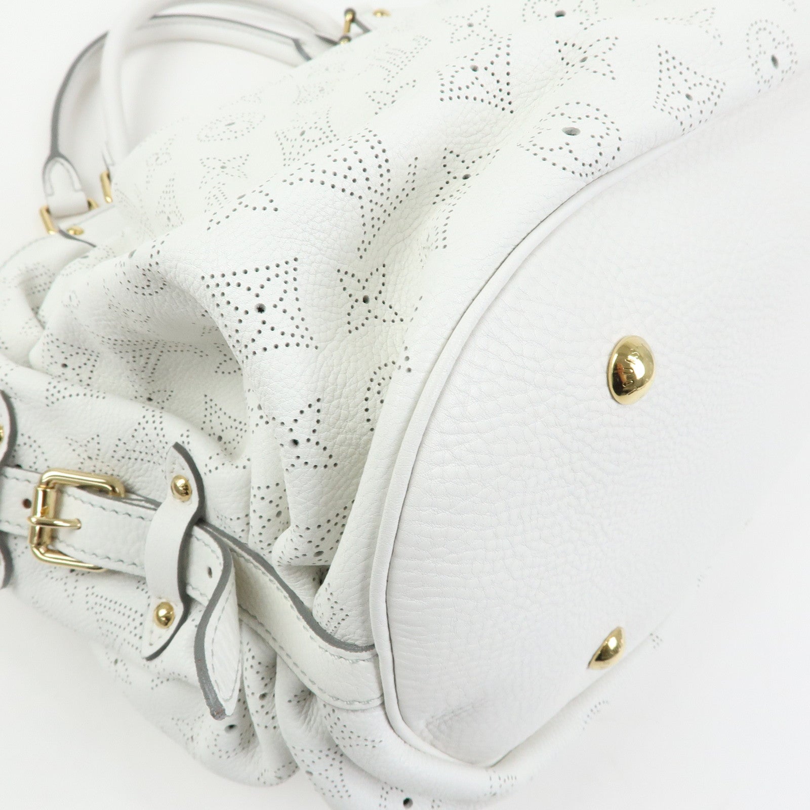 Louis Vuitton Monogram Mahina XL Leather Shoulder Bag Blanc M95715