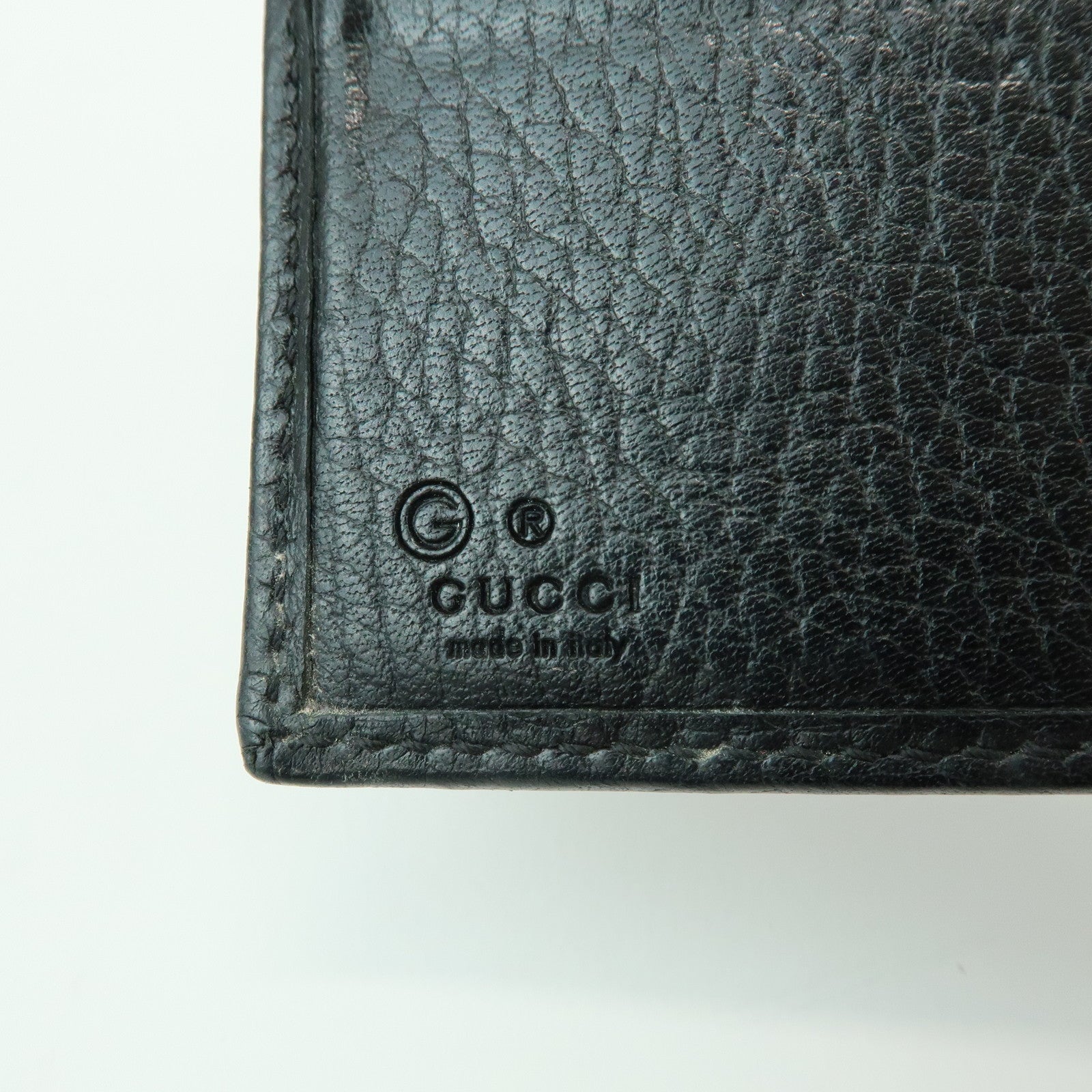GUCCI Interlocking G Leather Bi-fold Compact Wallet Black 615525