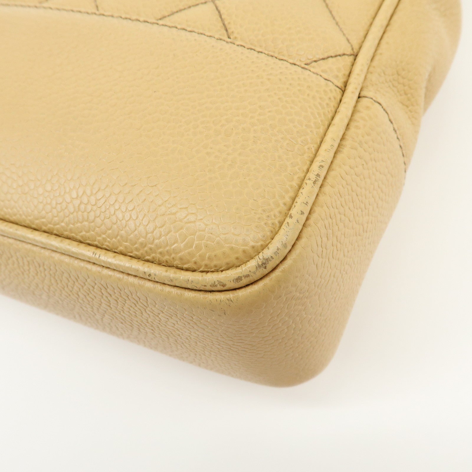 CHANEL Matelasse Caviarskin Shoulder Bag Hand Bag Beige