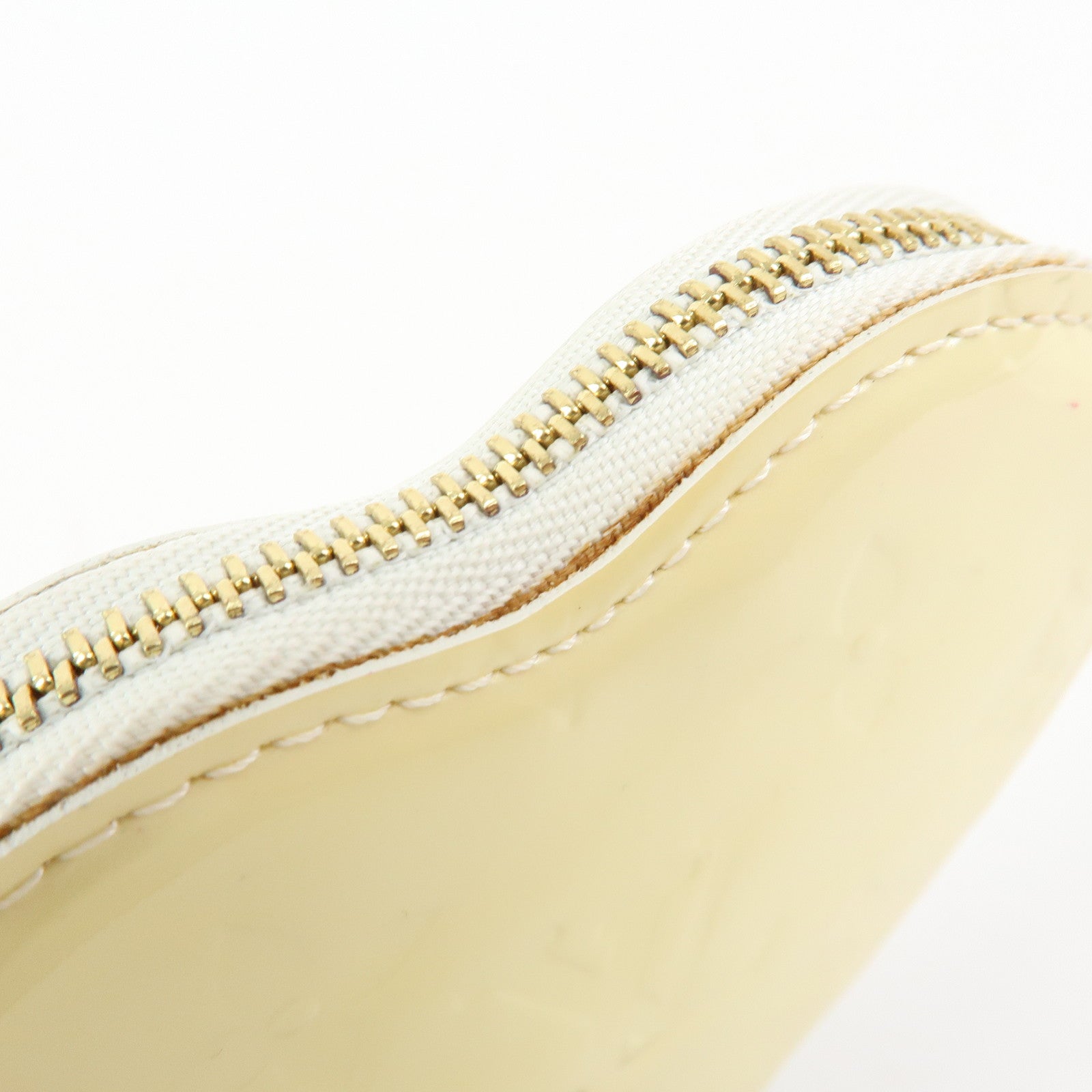 Louis Vuitton Monogram Vernis Porte Monnaie Couer Coin Case M91918