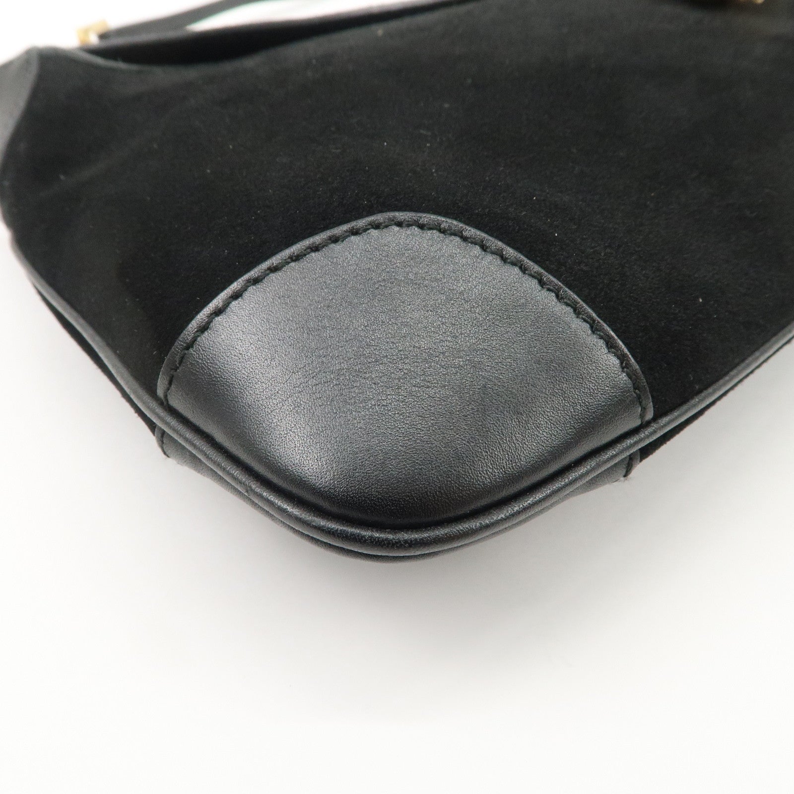 GUCCI Tigar Head Suede Leather Chain Shoulder Bag Black 001.4113 Used