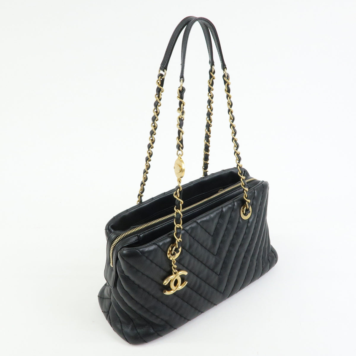 CHANEL Calf Skin V Stich Shevron Chain Shoulder Bag Tote Bag Black