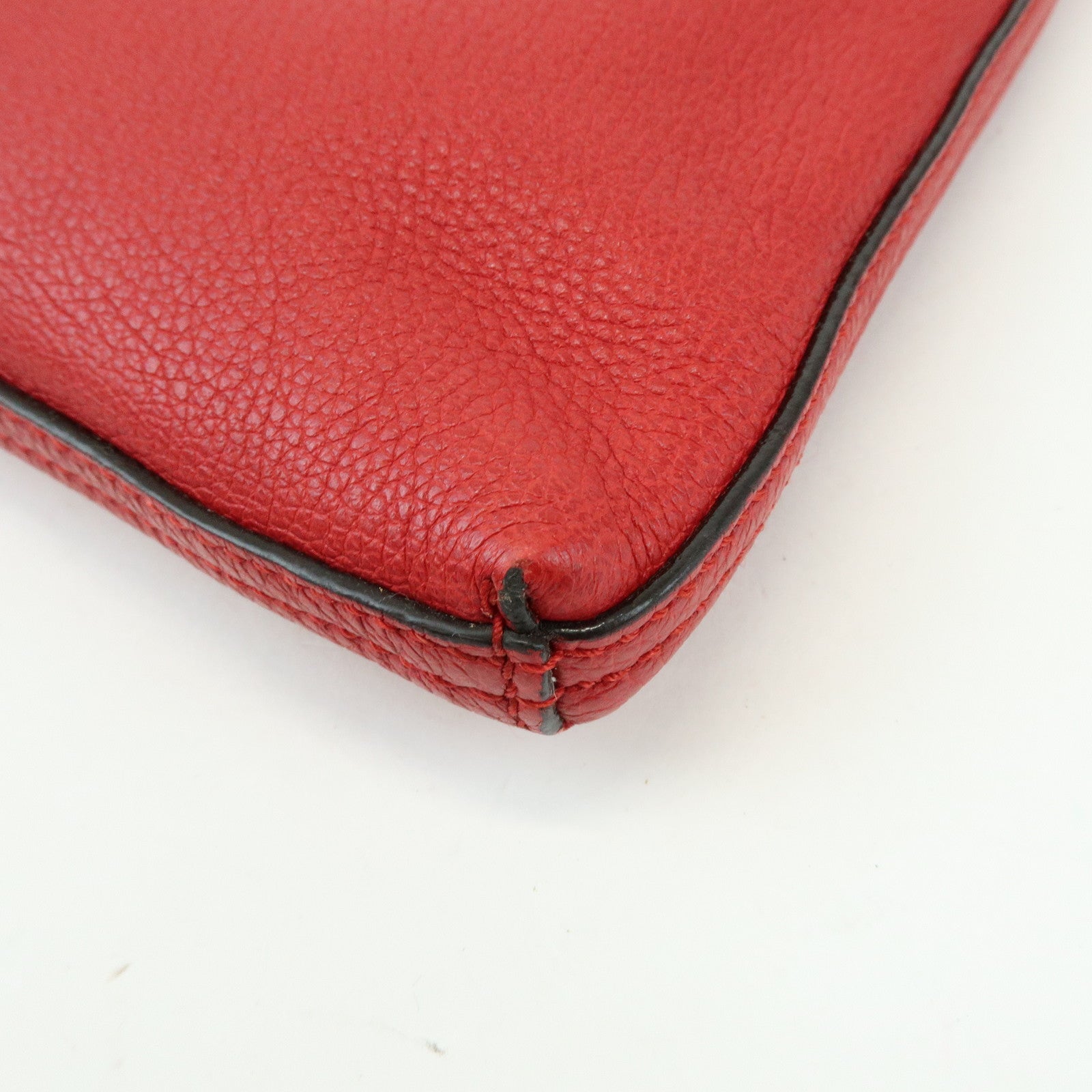 GUCCI Vintage Logo Portfolio Leather Clutch Bag Pouch Red