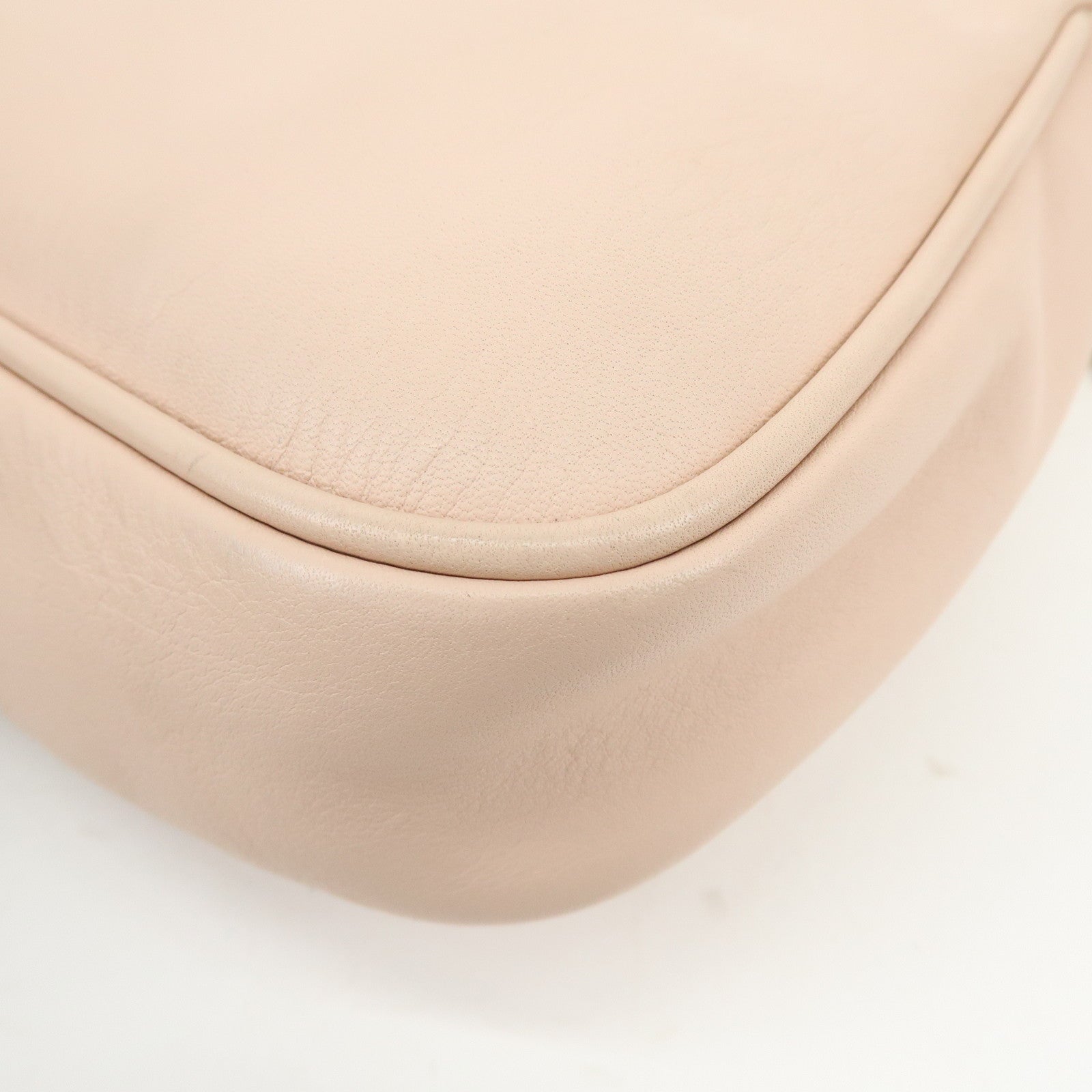 FENDI Leather Chain Shoulder Bag Crossbody Bag Pink Beige 8M0276