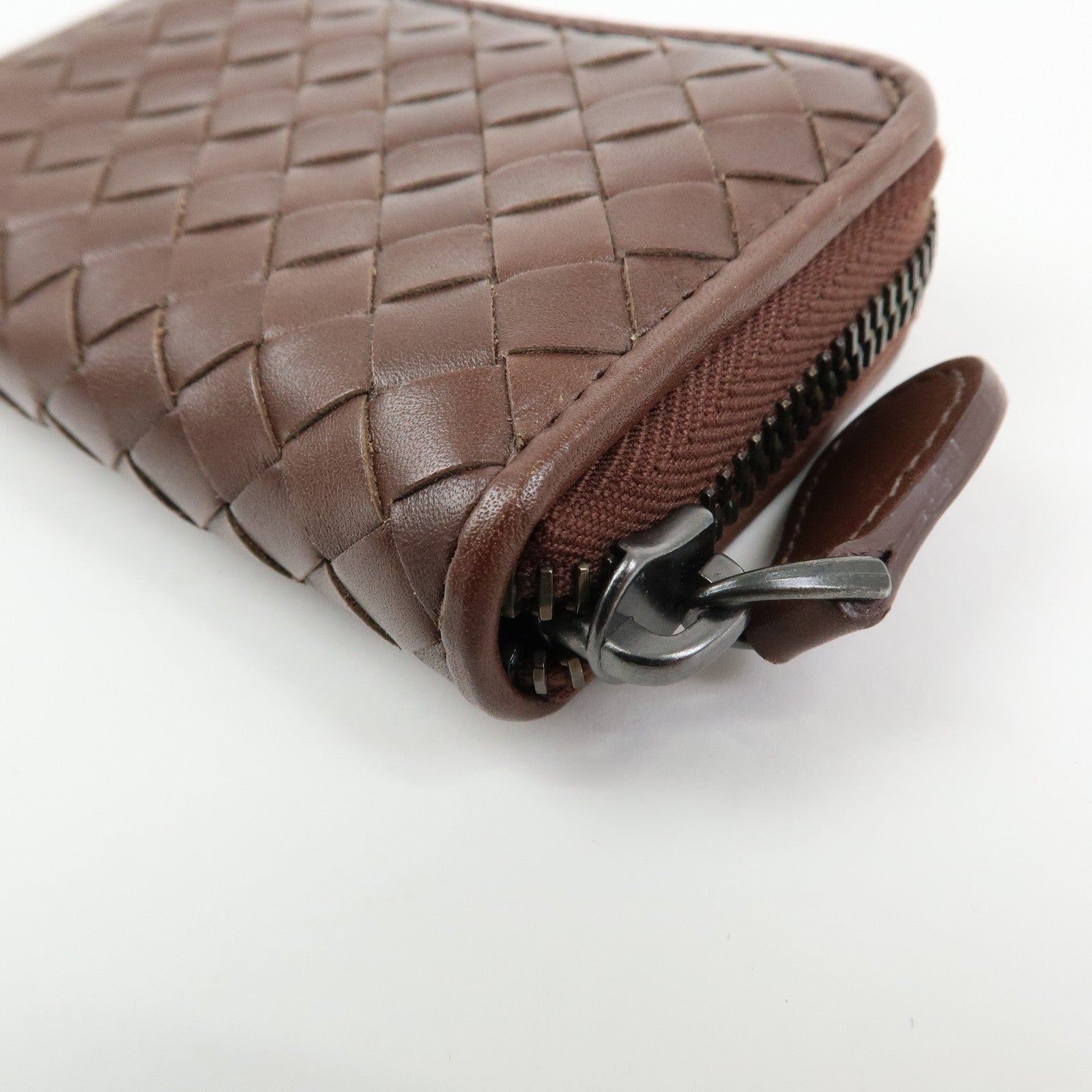 BOTTEGA VENETA Intrecciato Leather Round Zippy Coin Case Brown